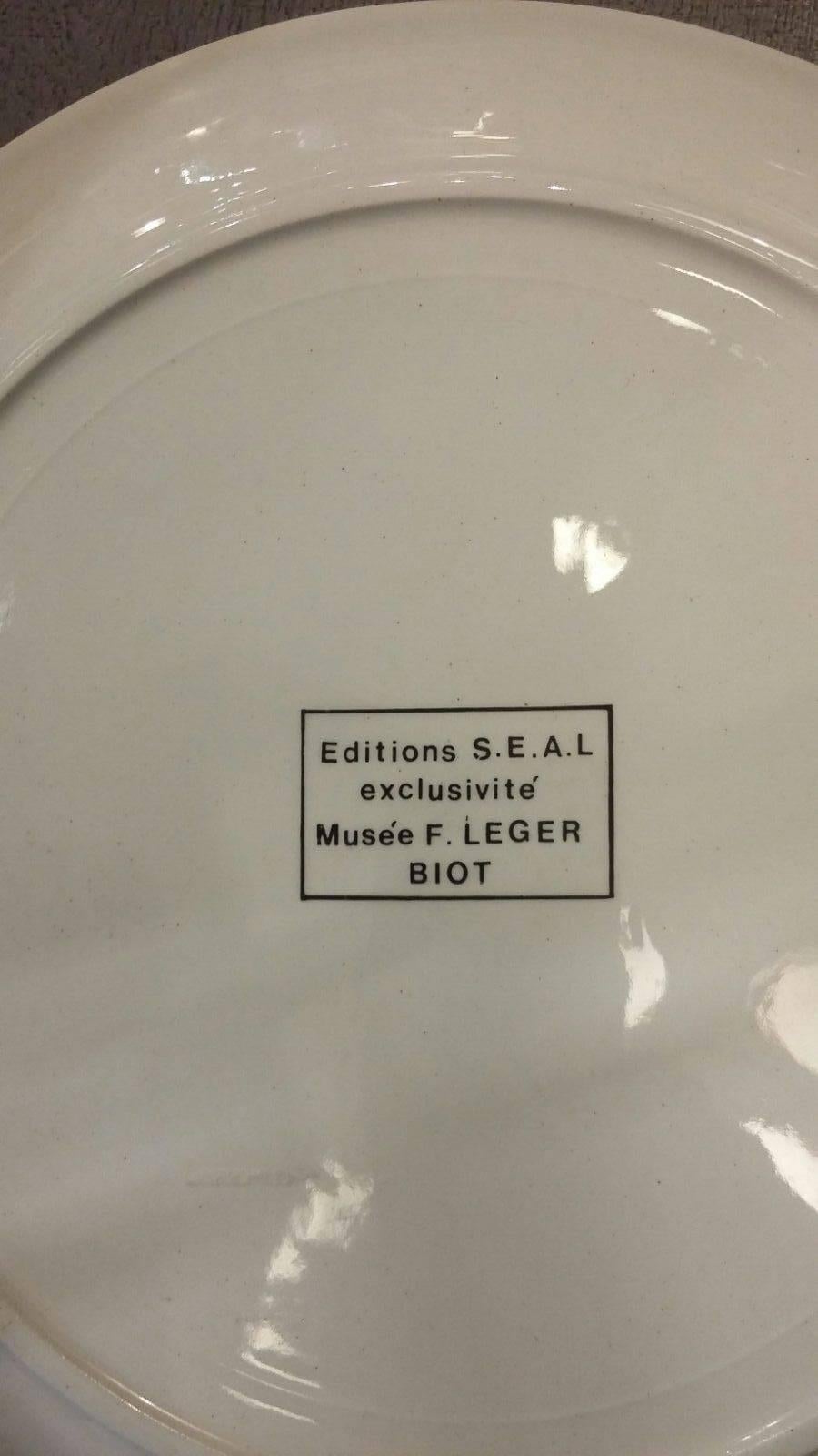 Beautiful Fernand Leger ceramic plate circa 1960, signed and musée Fernand Leger Biot stamp.