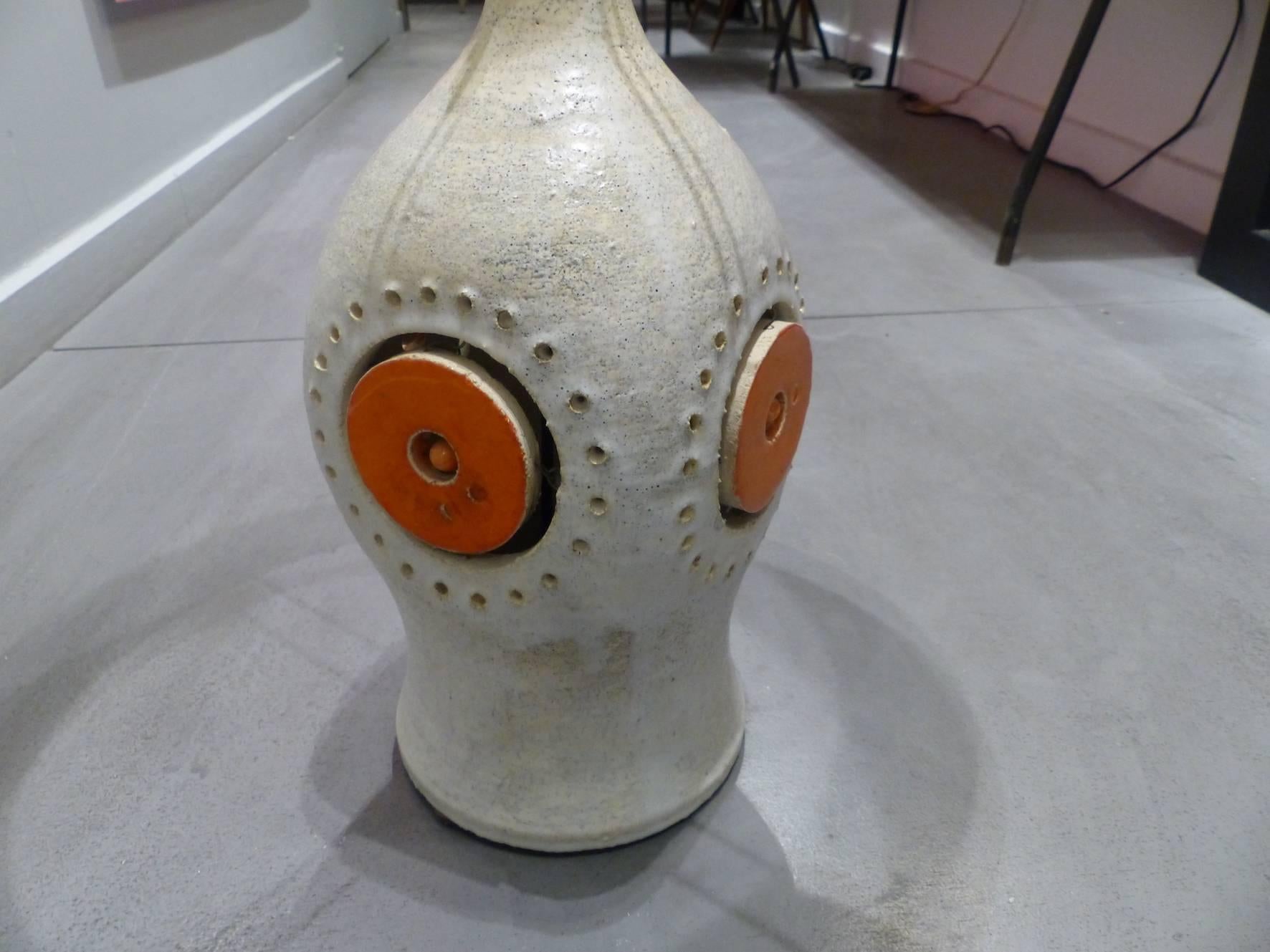 Georges Pelletier beautiful ceramic lamp, circa 1970, in excellent condition.