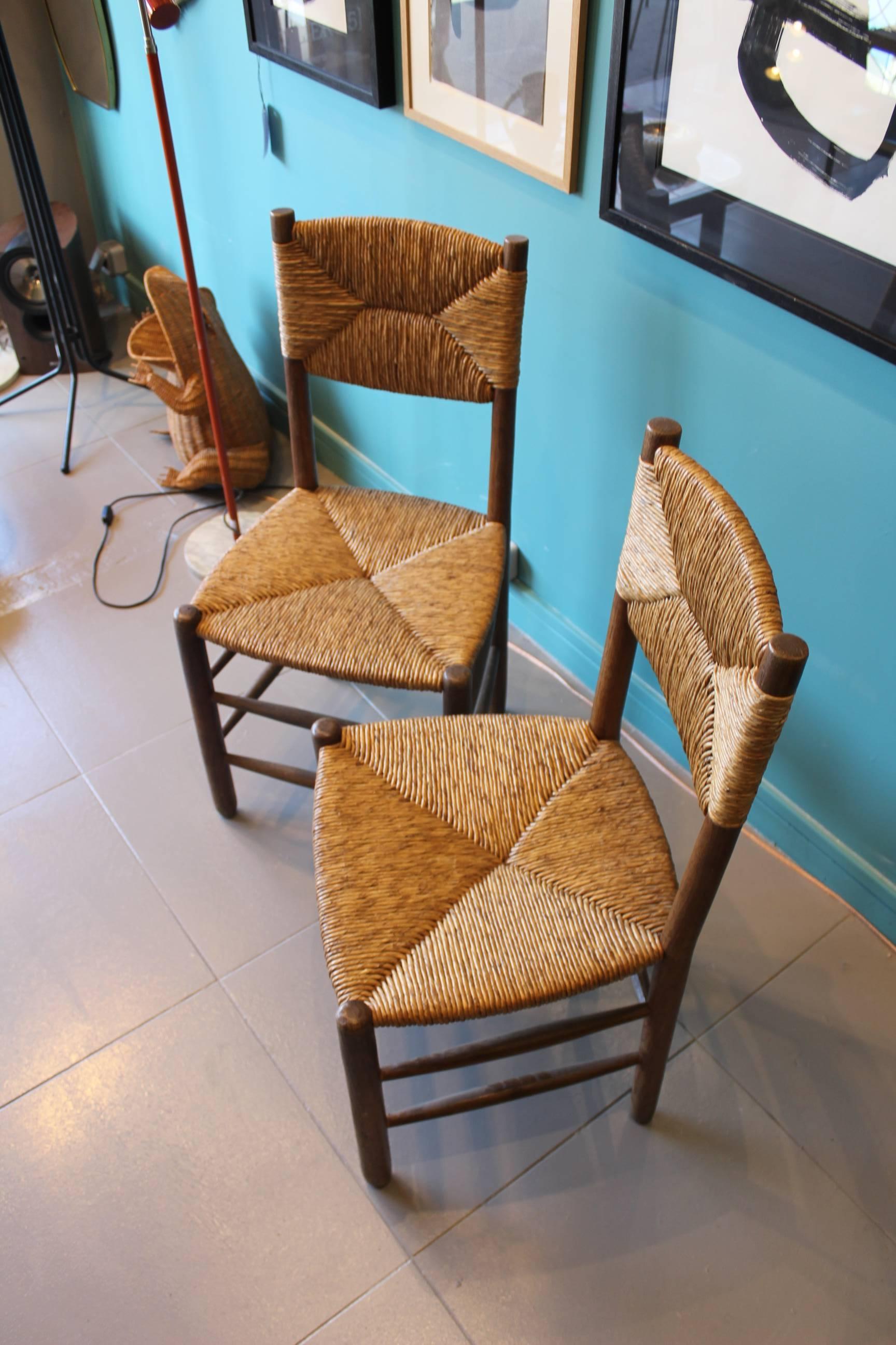 Mid-Century Modern Charlotte Perriand Beautiful Pair of Woven Straw Chairs, circa 1950 For Sale