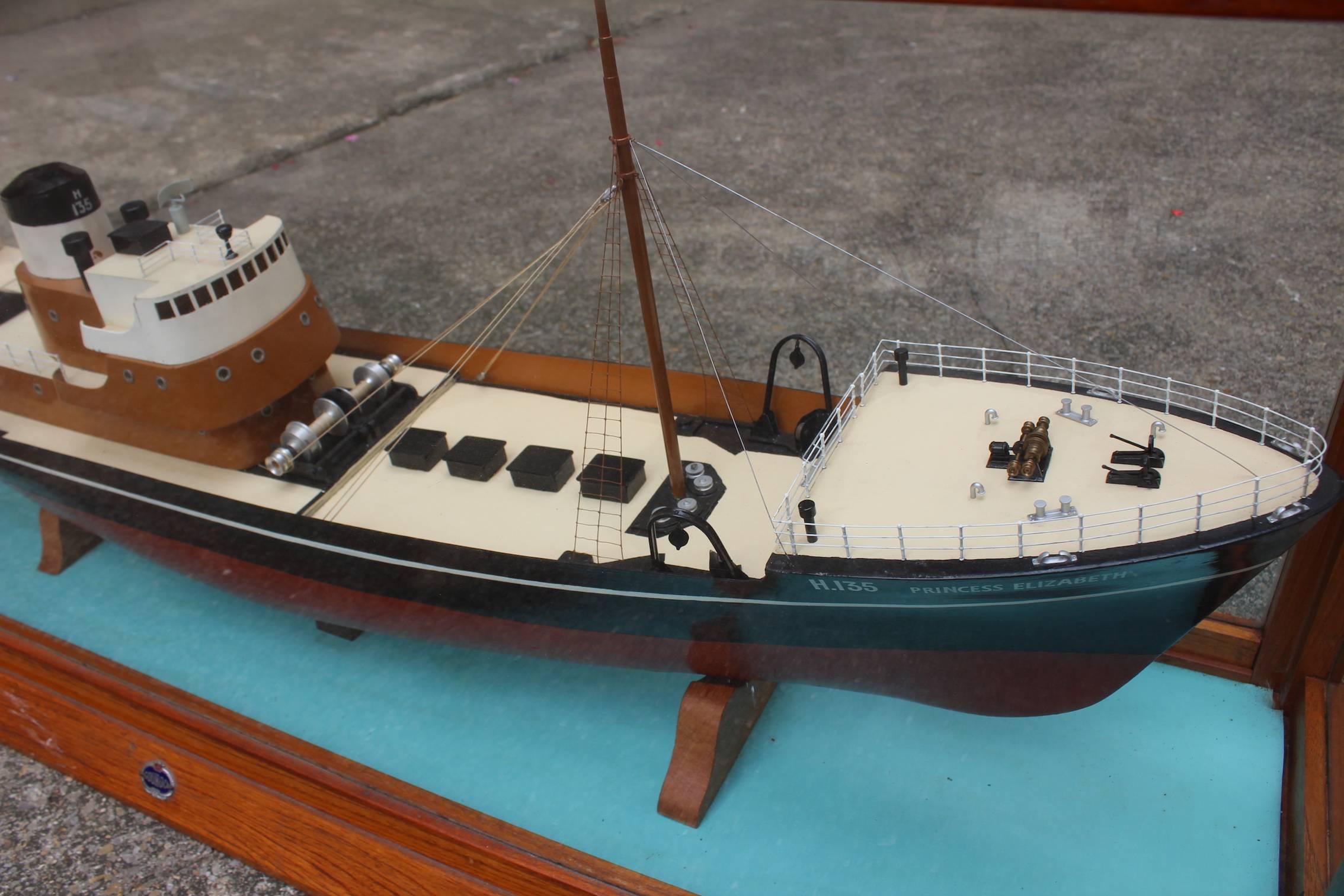 Fantastic Model Ship in Wood and Glass Display 'Gourock', circa 1960 For Sale 1
