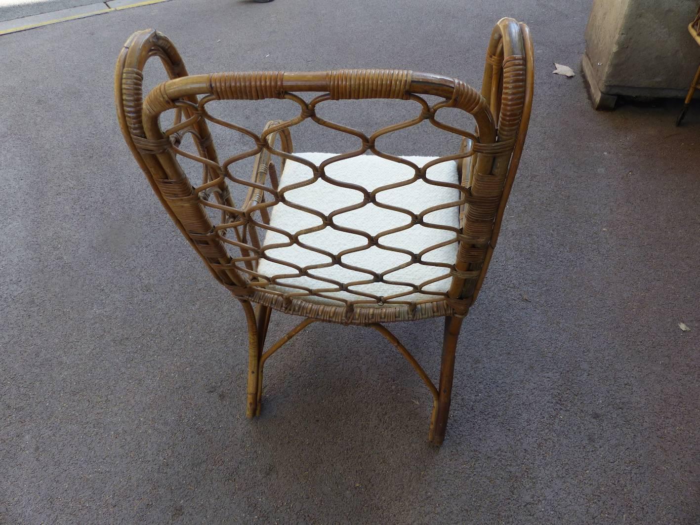 Mid-Century Modern Beautiful Wicker Armchair, circa 1960 For Sale