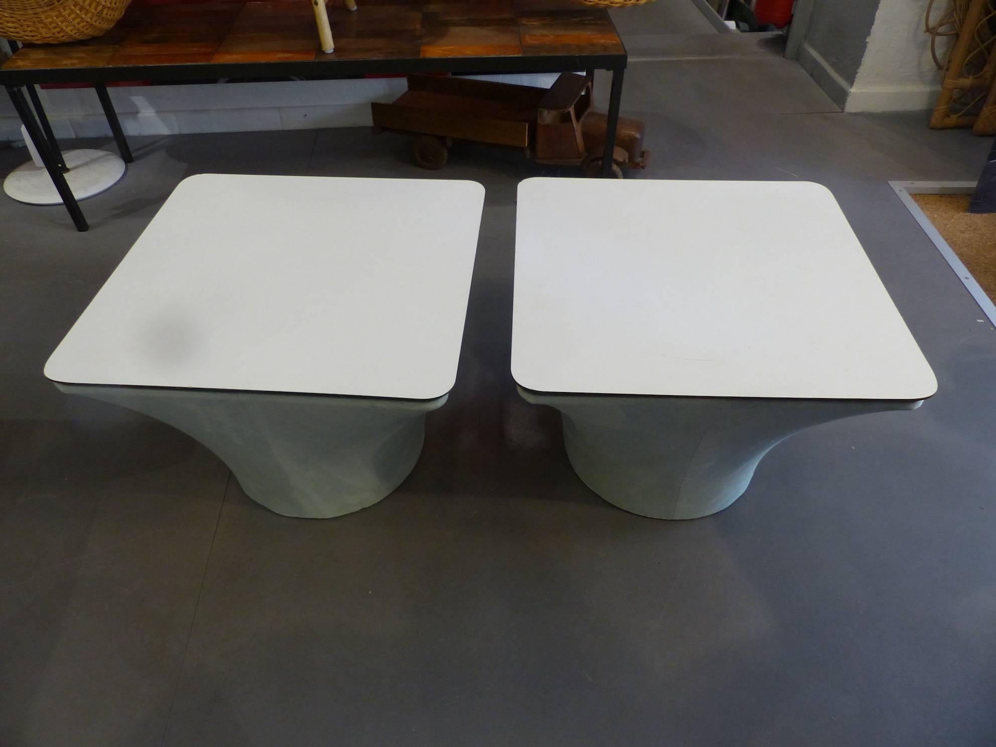Beautiful pair of side tables mushroom, circa 1960, in excellent condition.