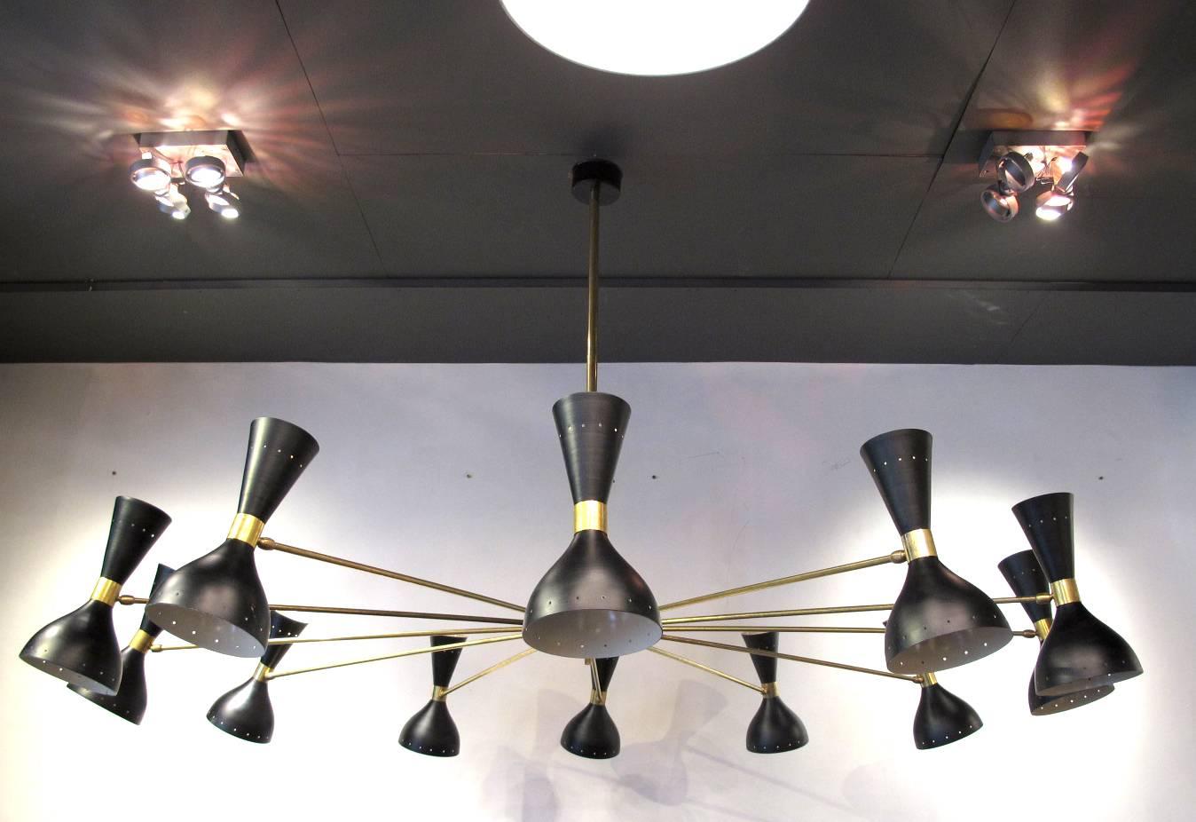 Brass Pair Of Italian Spider Twelve lights Chandeliers For Sale
