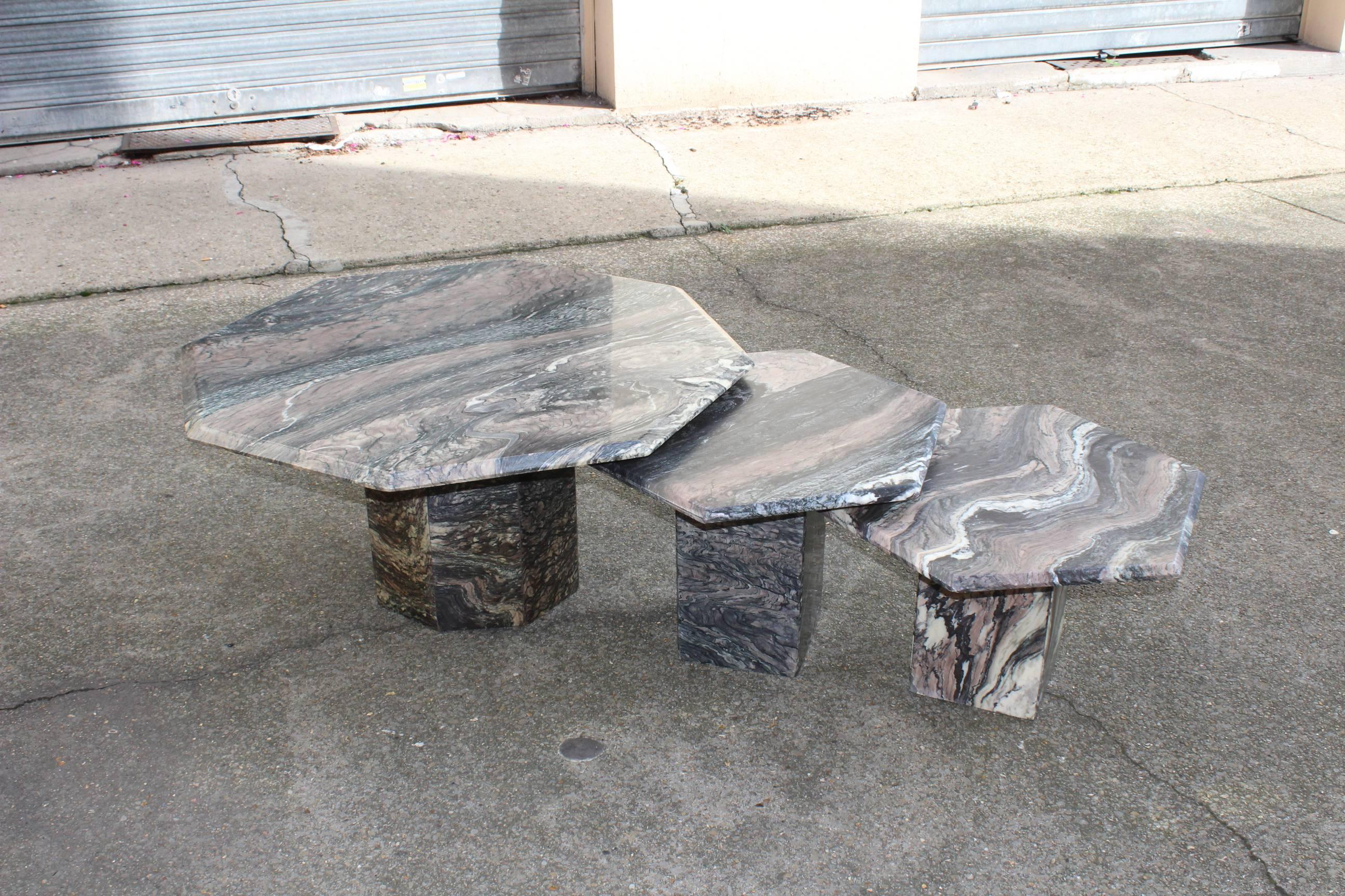 Beautiful Set of Three Marble Nesting Cocktail Tables, circa 1960 For Sale 3
