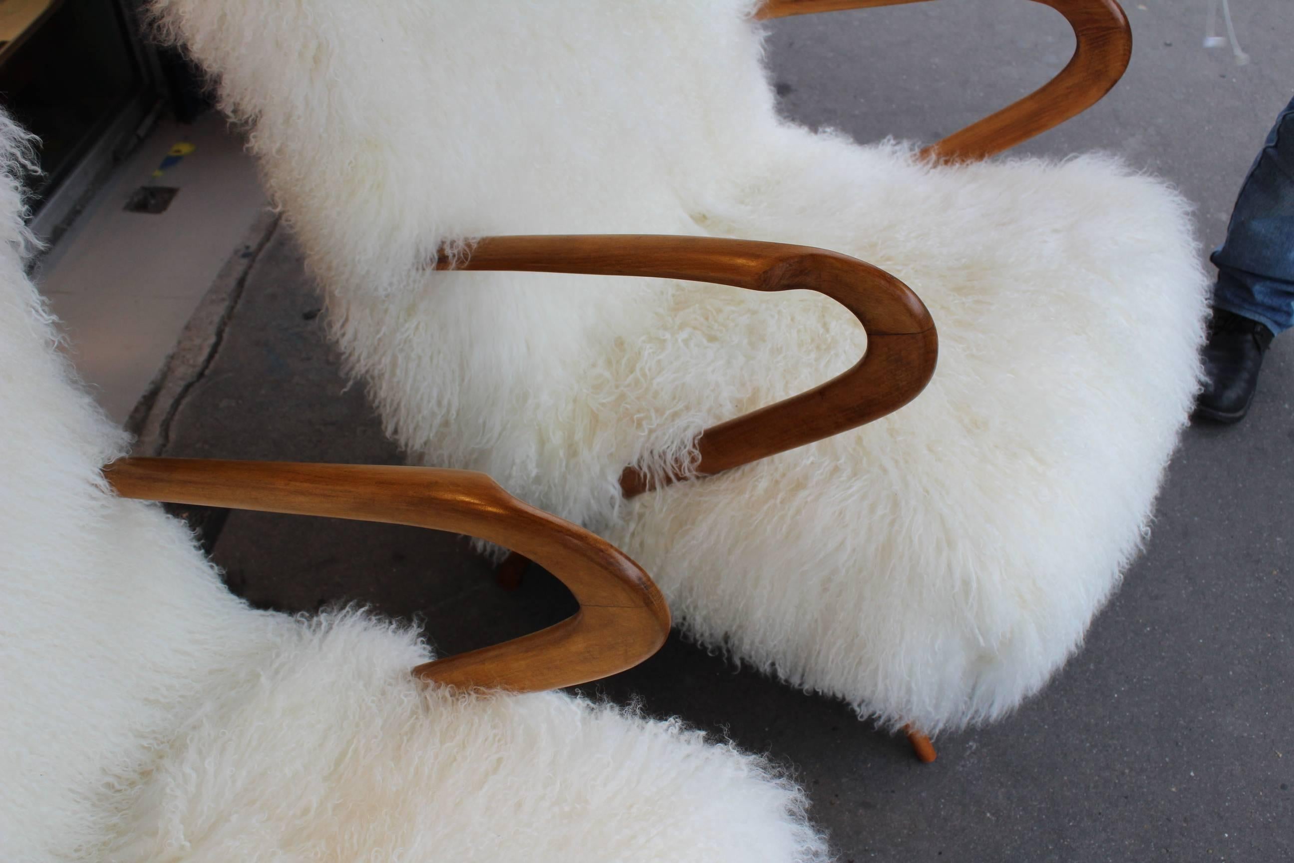 Fur Pair of Italian reupholstered armchairs by Gugliermo Ulrich For Sale