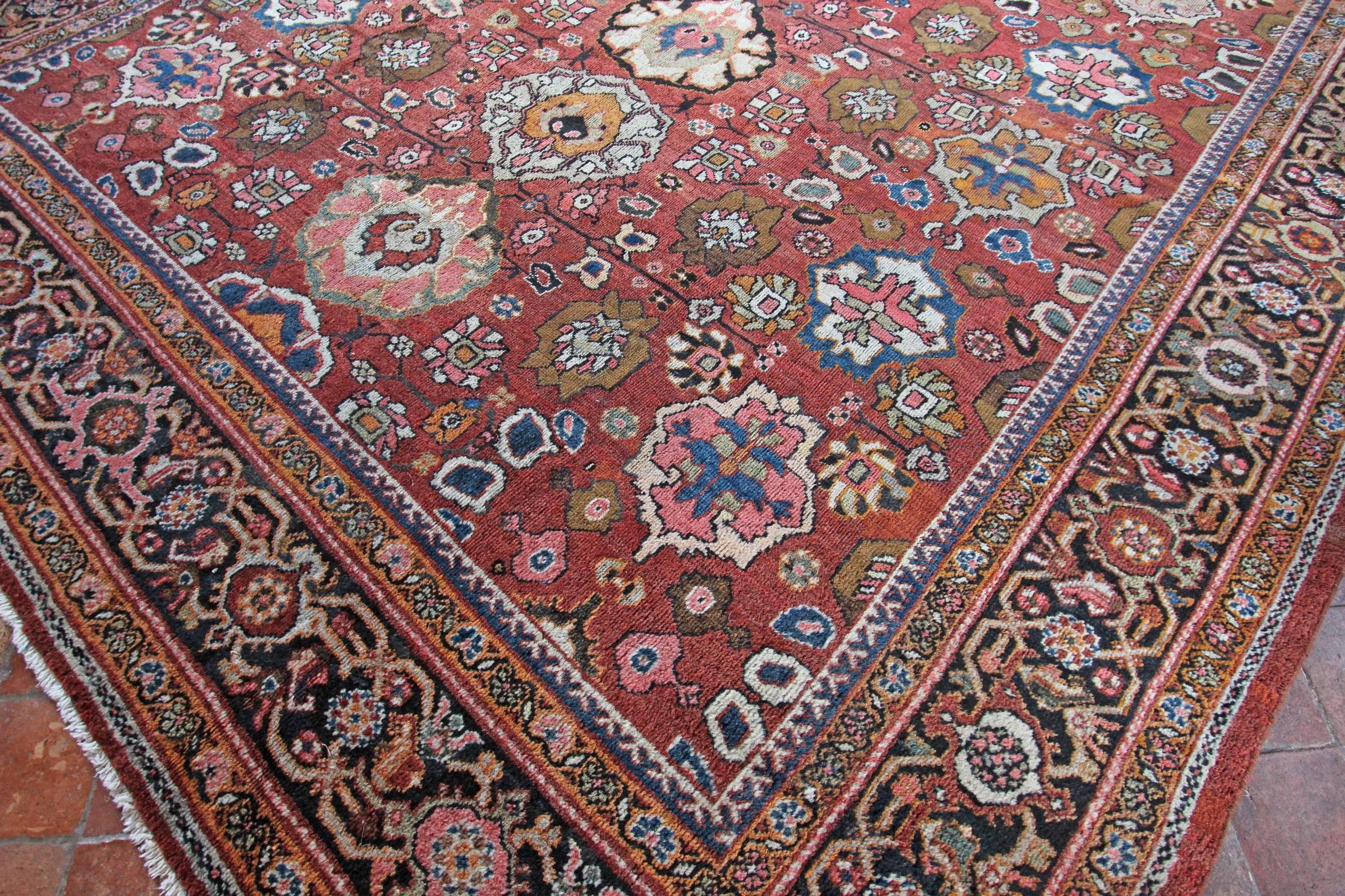 Antique Mahal Carpet 1