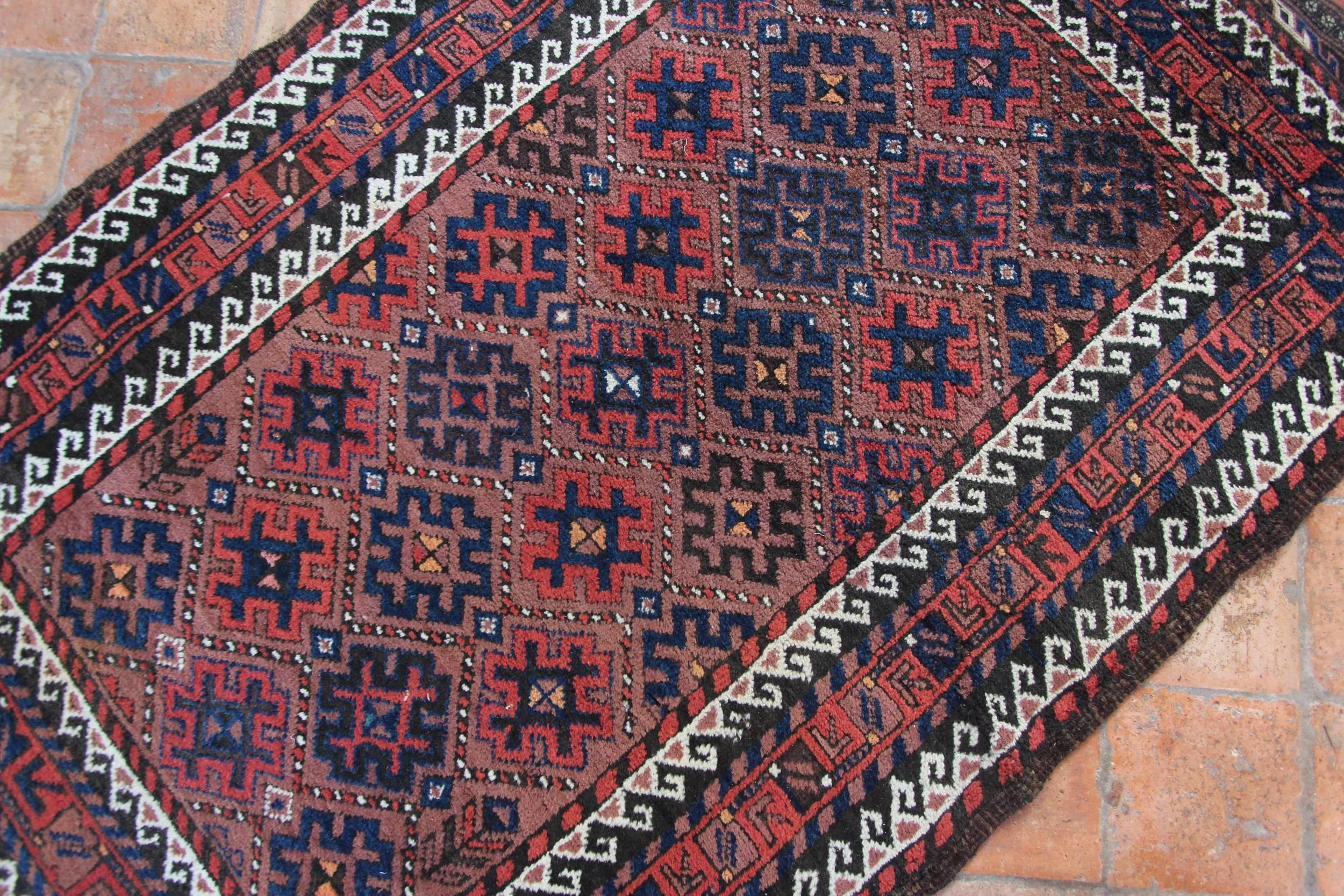 Antique Baluch Rug In Excellent Condition In Crondall, Surrey