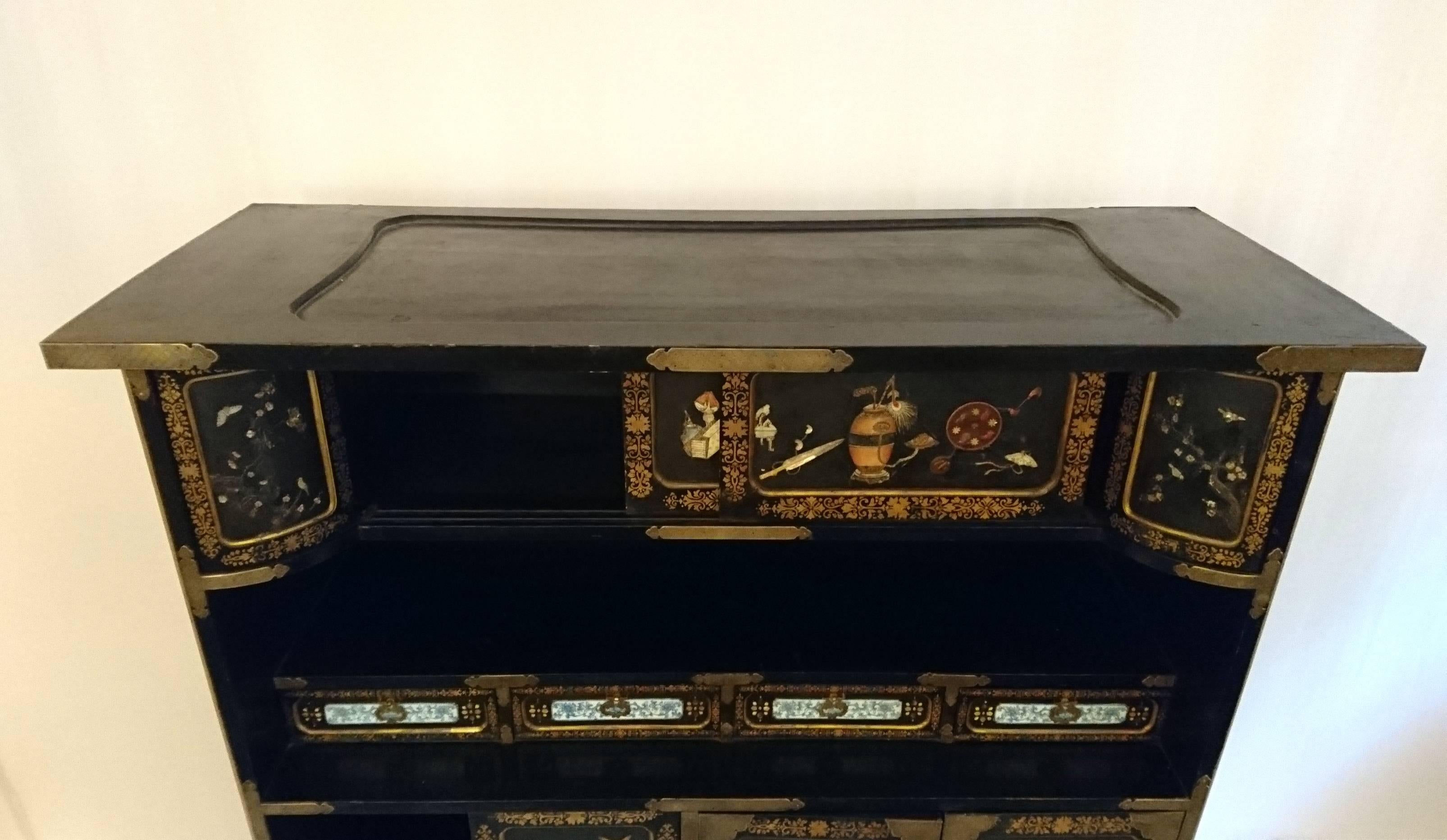 Japanese Cabinet in Shibayama Cabinet, Meiji Period 2