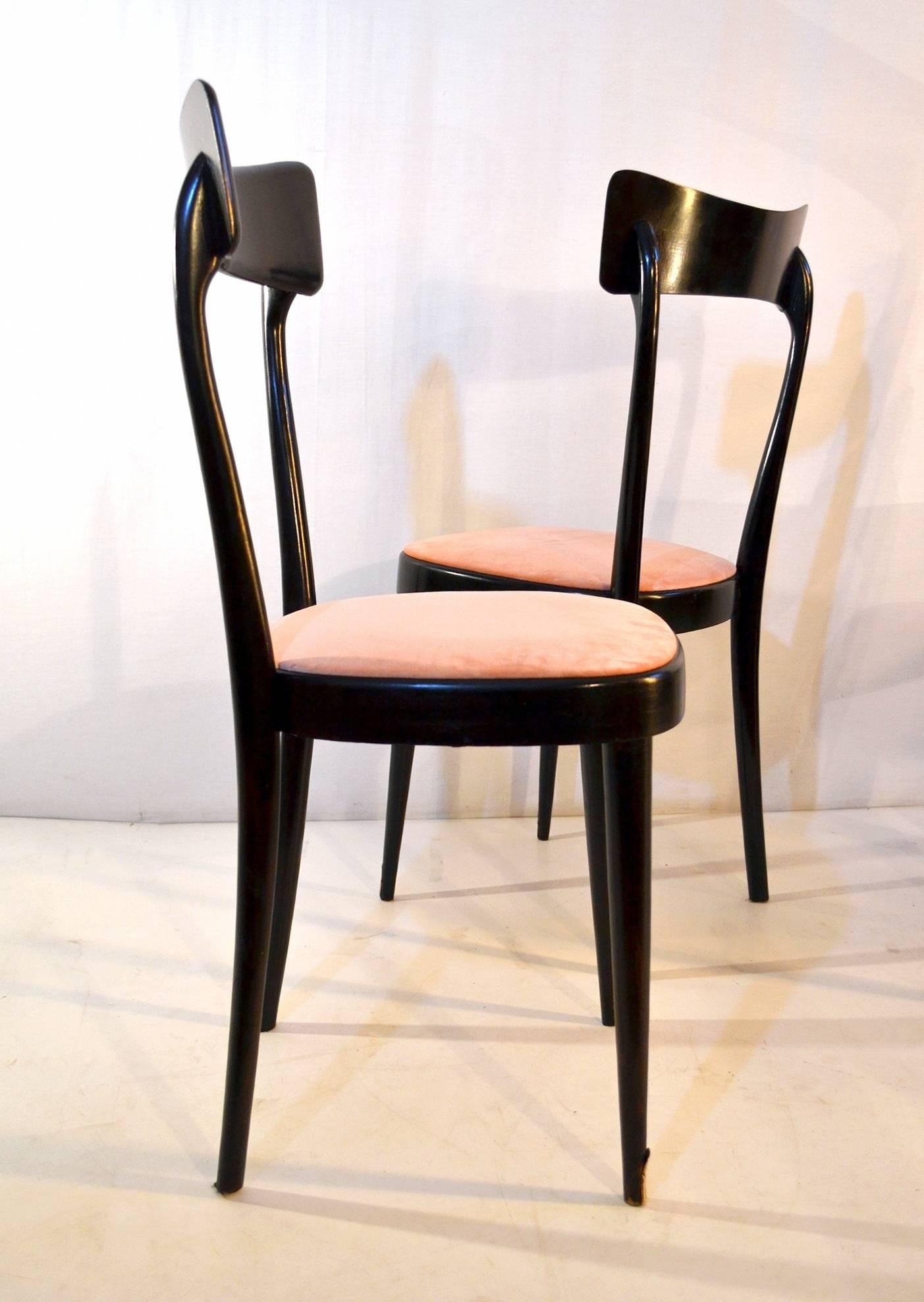 Italian Six Midcentury Dining Chairs in the Manner of Ico Parisi Italy