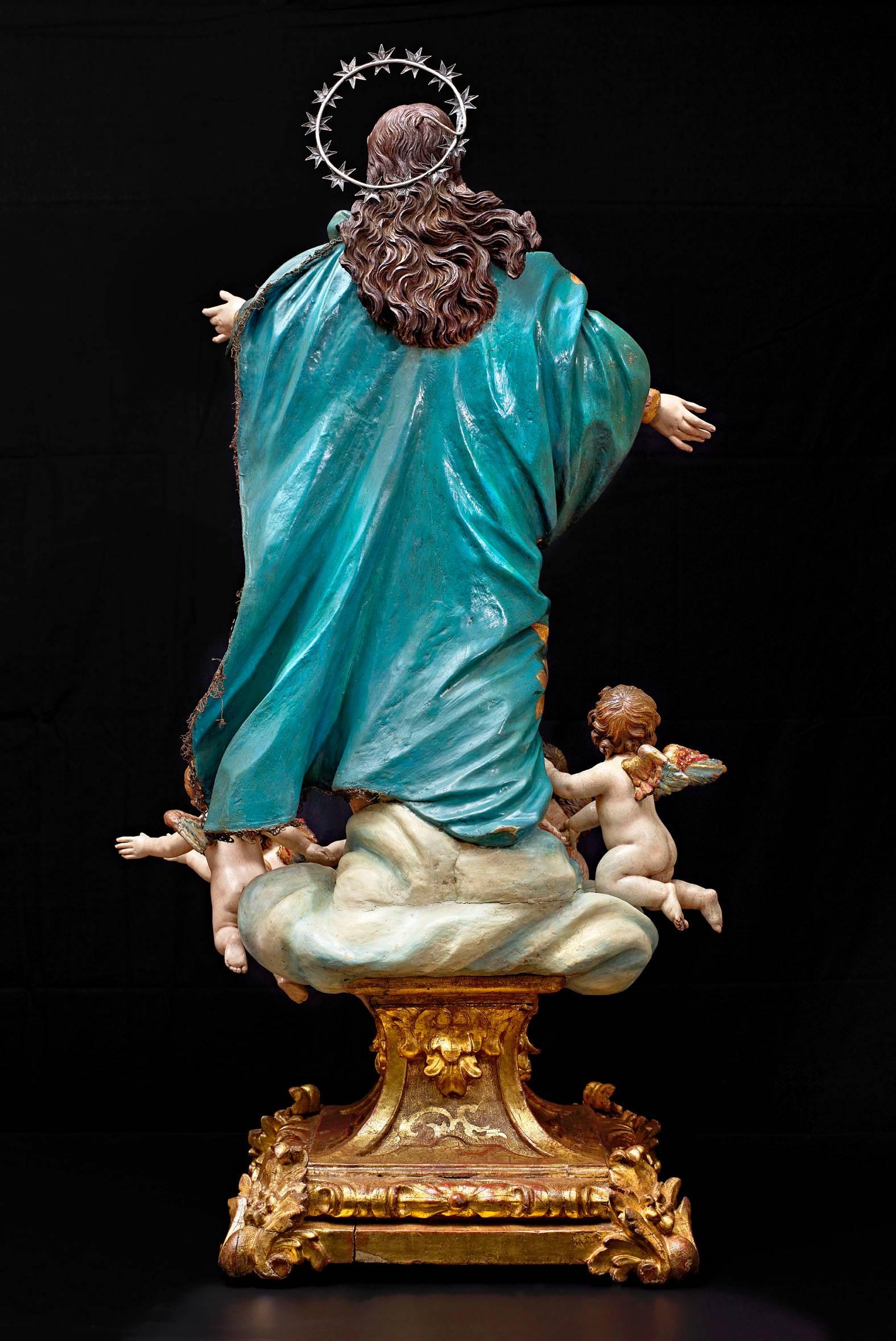 Nicola Fumo
(Saragnano, Salerno, 1647 -, 1725?)
"Assumption of the Virgin"
Spain, 17th century.
Carved and polychromed wood
Measures: 100 x 40 x 40 cms.

Nicola Fumo was an Italian Baroque architect and sculptor, considered one of