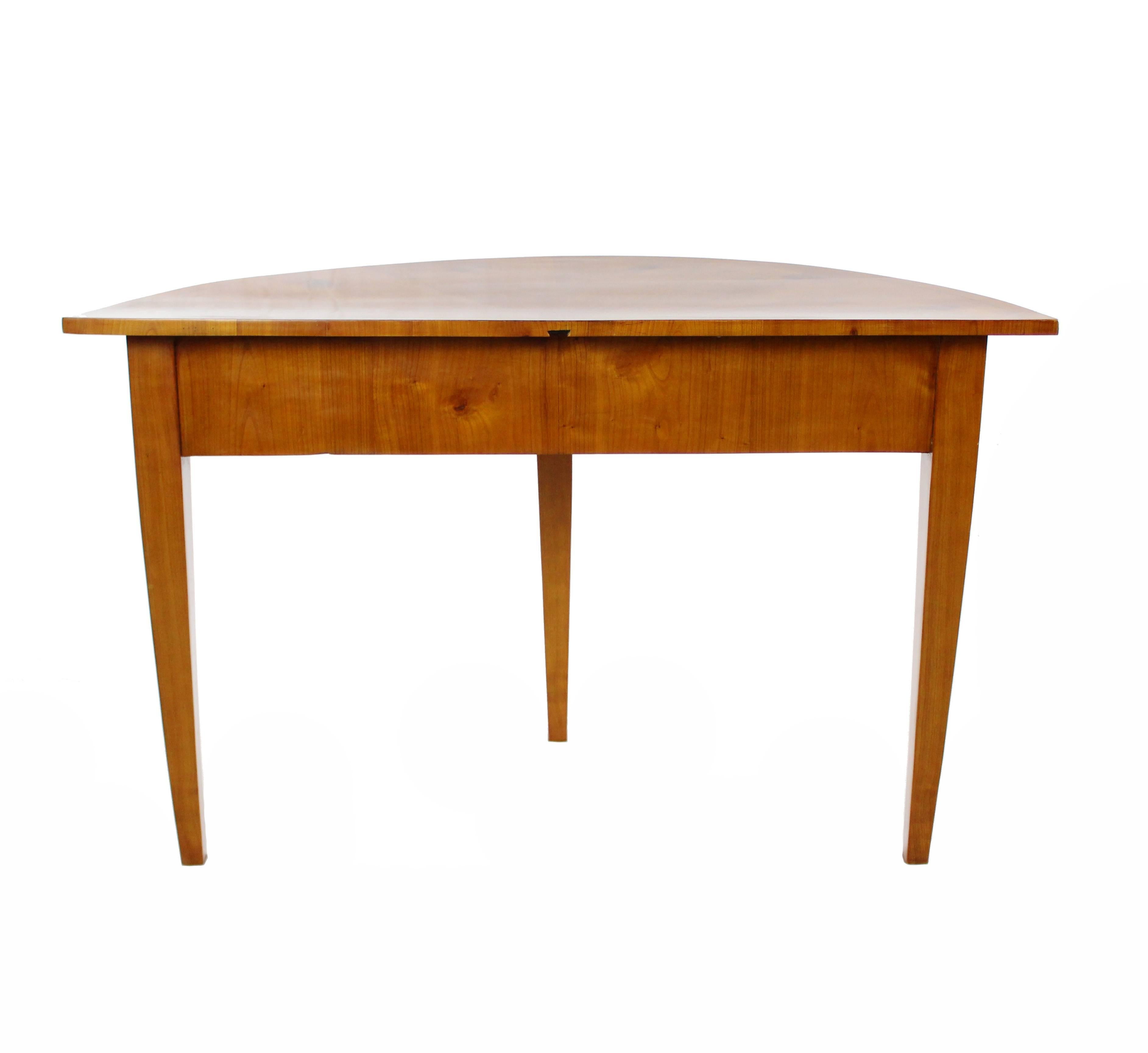 Demilune Console Table, Cherry Tree Veneered, Biedermeier Period circa 1830-1840 In Excellent Condition In Muenster, NRW