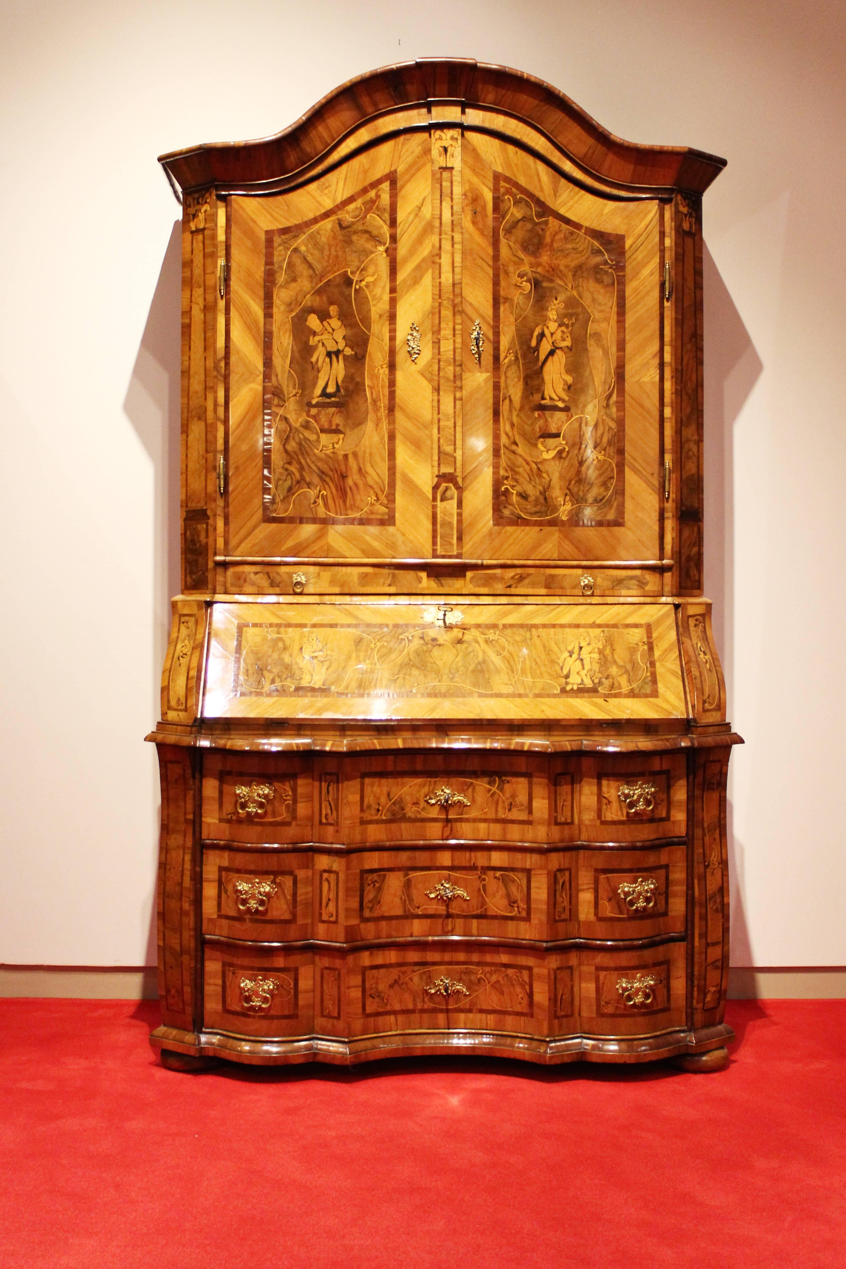 Baroque 18th Century Writing Cupboard, Secretary, Made in Saxony “Glauchau”, circa 1750