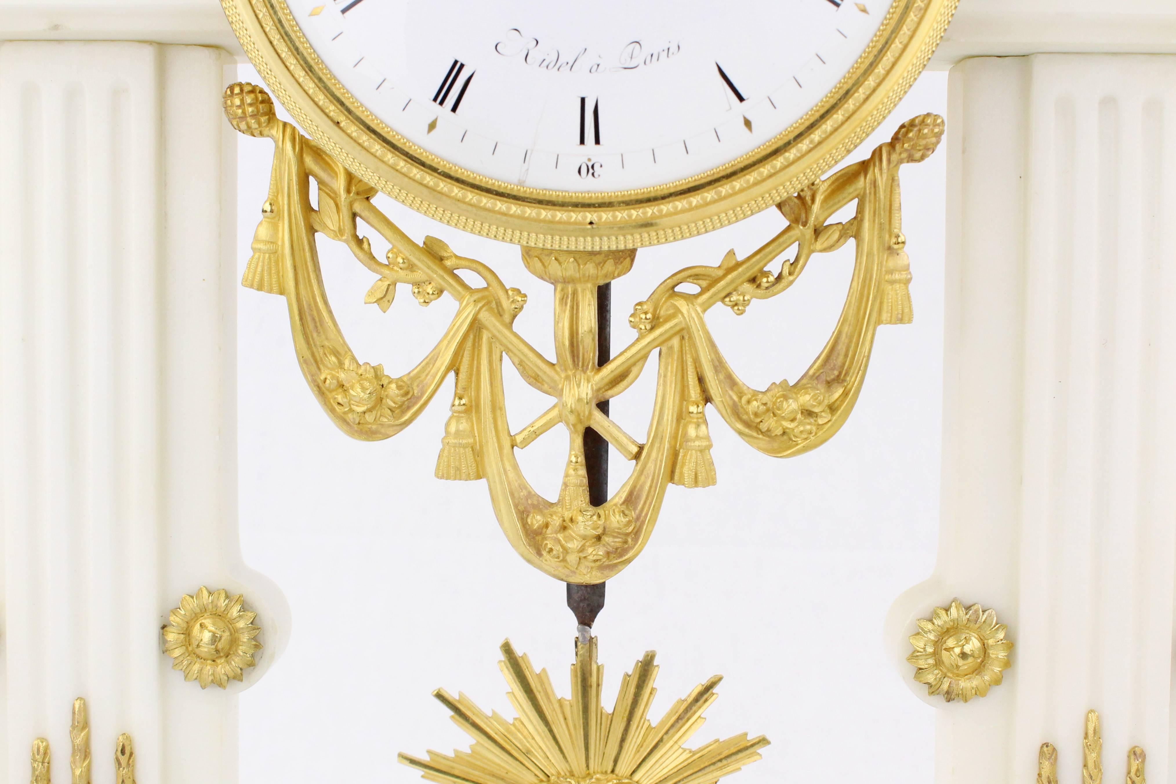 Rare and Decorative Early 19th Century Table Clock, France, circa 1810 In Excellent Condition In Muenster, NRW
