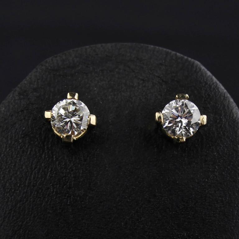 Nice Pair Of Vintage Diamond Earrings In 585 14 Karat Yellow Gold Nice Pair Of Vintage Diamond Earrings In 585 14 Karat Yellow Gold