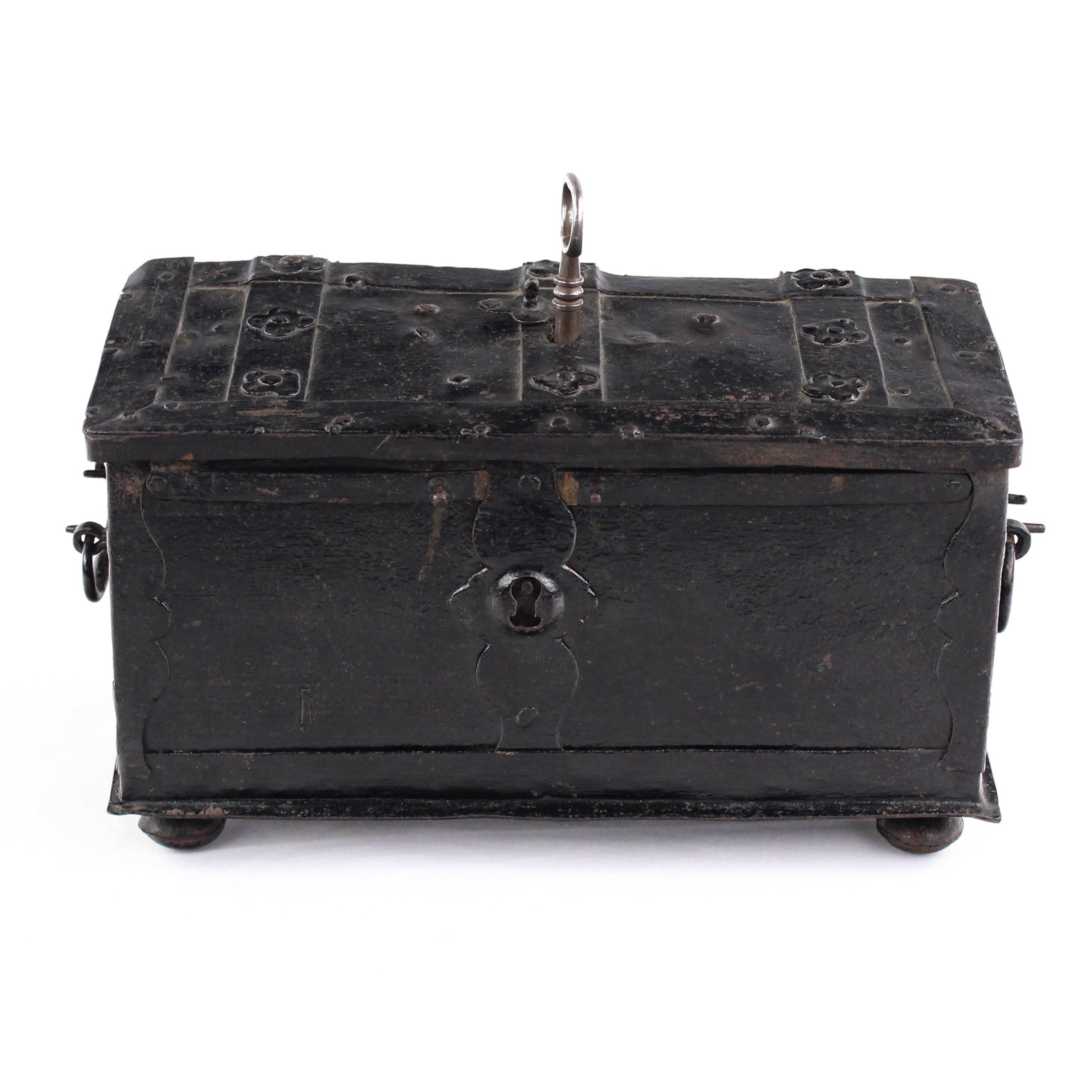 17th century
Concealed lock
Special locking mechanism 4-on-1
Original iron-mountings
Two concealed coin slots on the front
Measures: Height 14 cm, width 25.5 cm, depth 13.5 cm

Delivery can be made to your door within 7 days worldwide. We