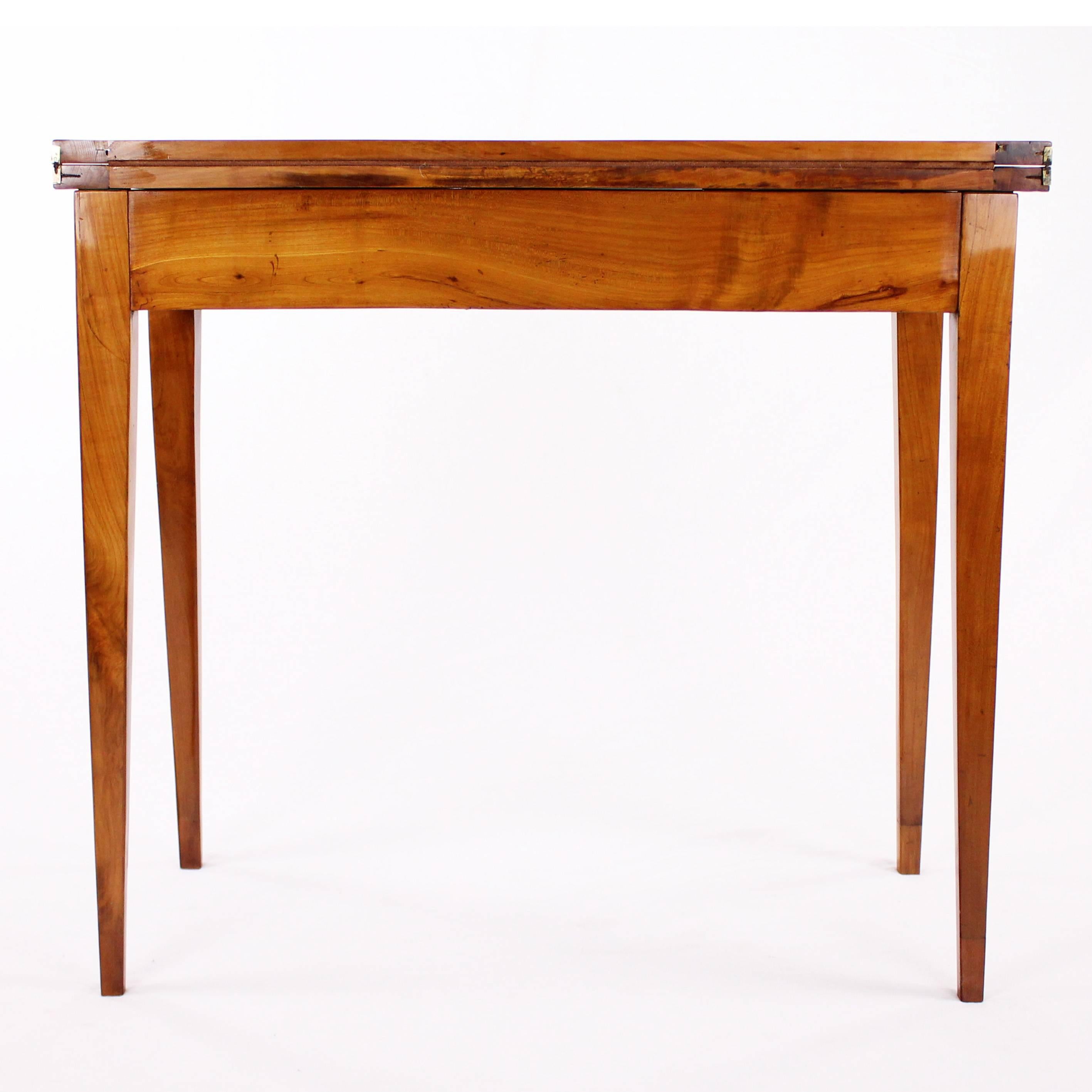 Mid-19th Century Foldable Table, Biedermeier, Cherry Tree, circa 1830-1840, Leather Inside