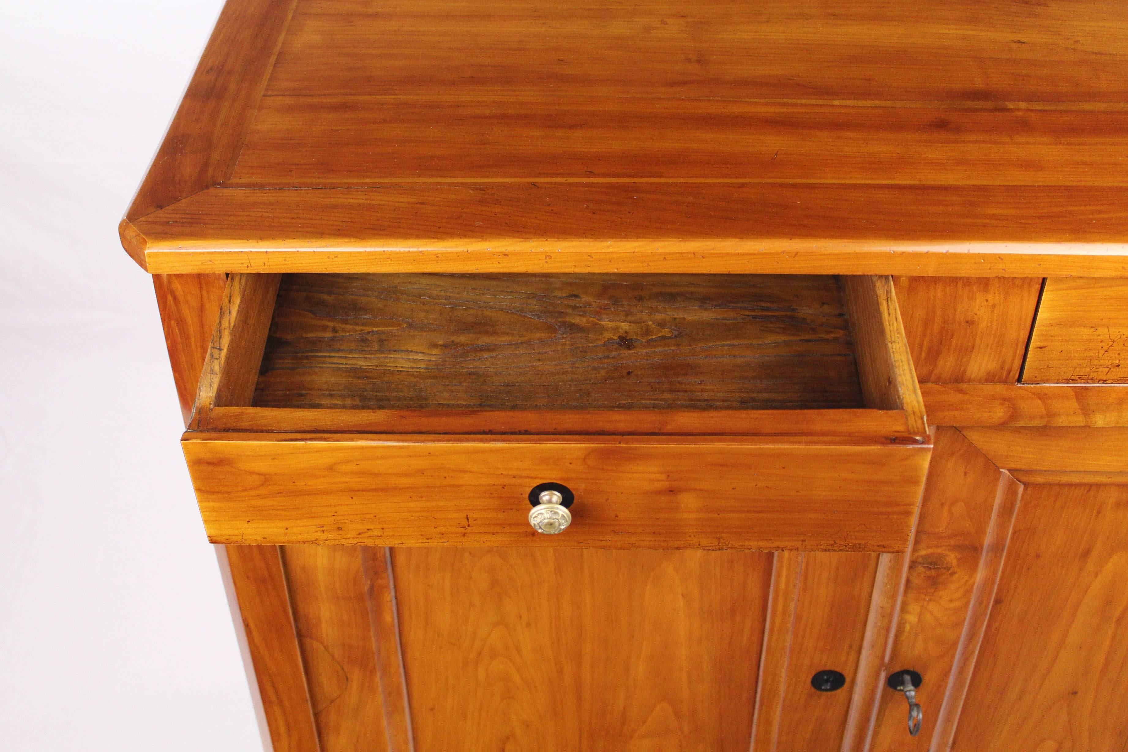 French Chest of Drawers, Cherry Tree, Second Half of the 19th Century 2