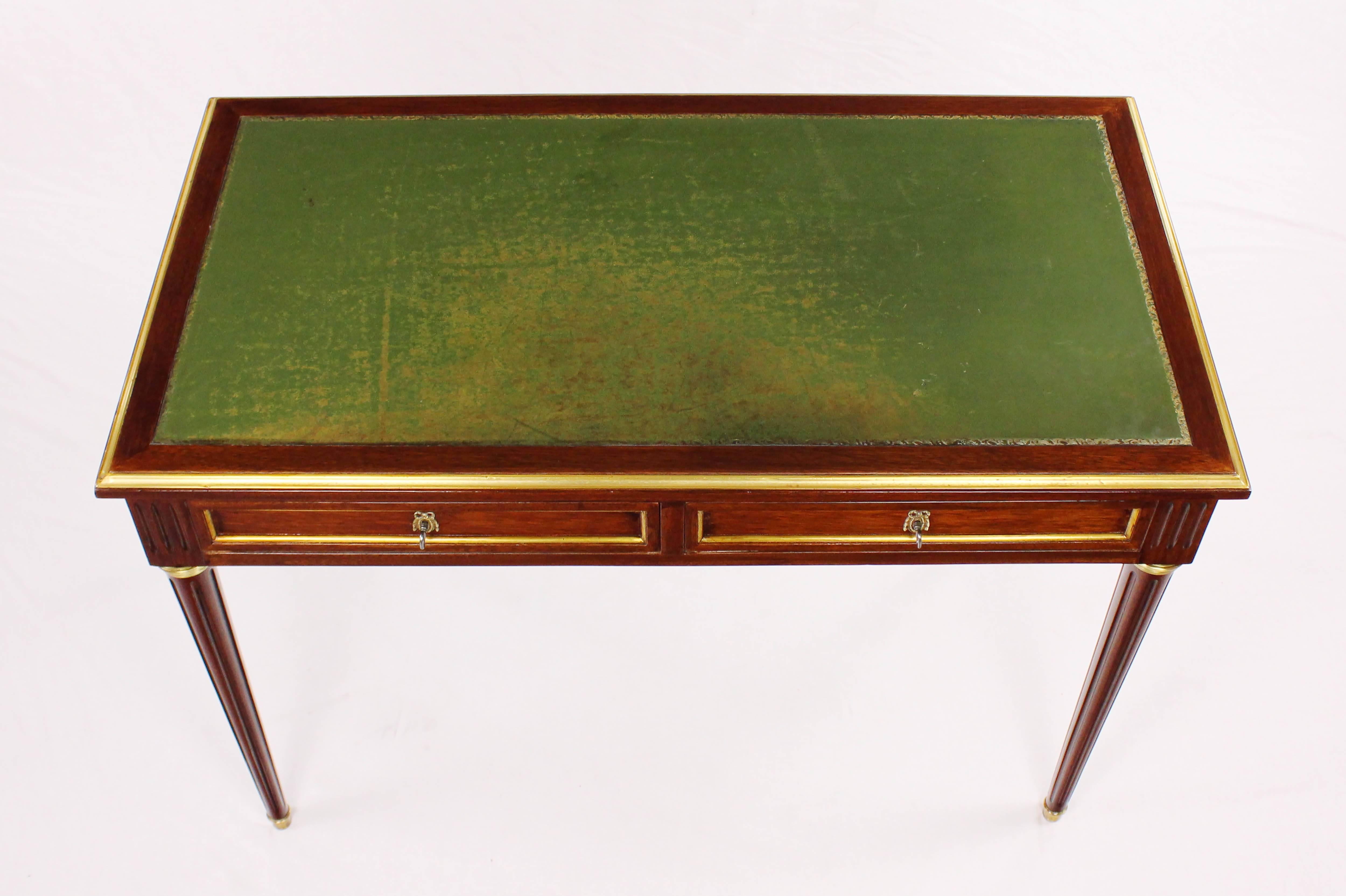 • French 19th century desk, circa 1850-1860
• Mahogany veneer
• Writing surface with leather
• Extendable sides
• Two lockable pushes
• Conical running up legs
• Restored residential-ready state
• French shellac hand polish
• Measures: