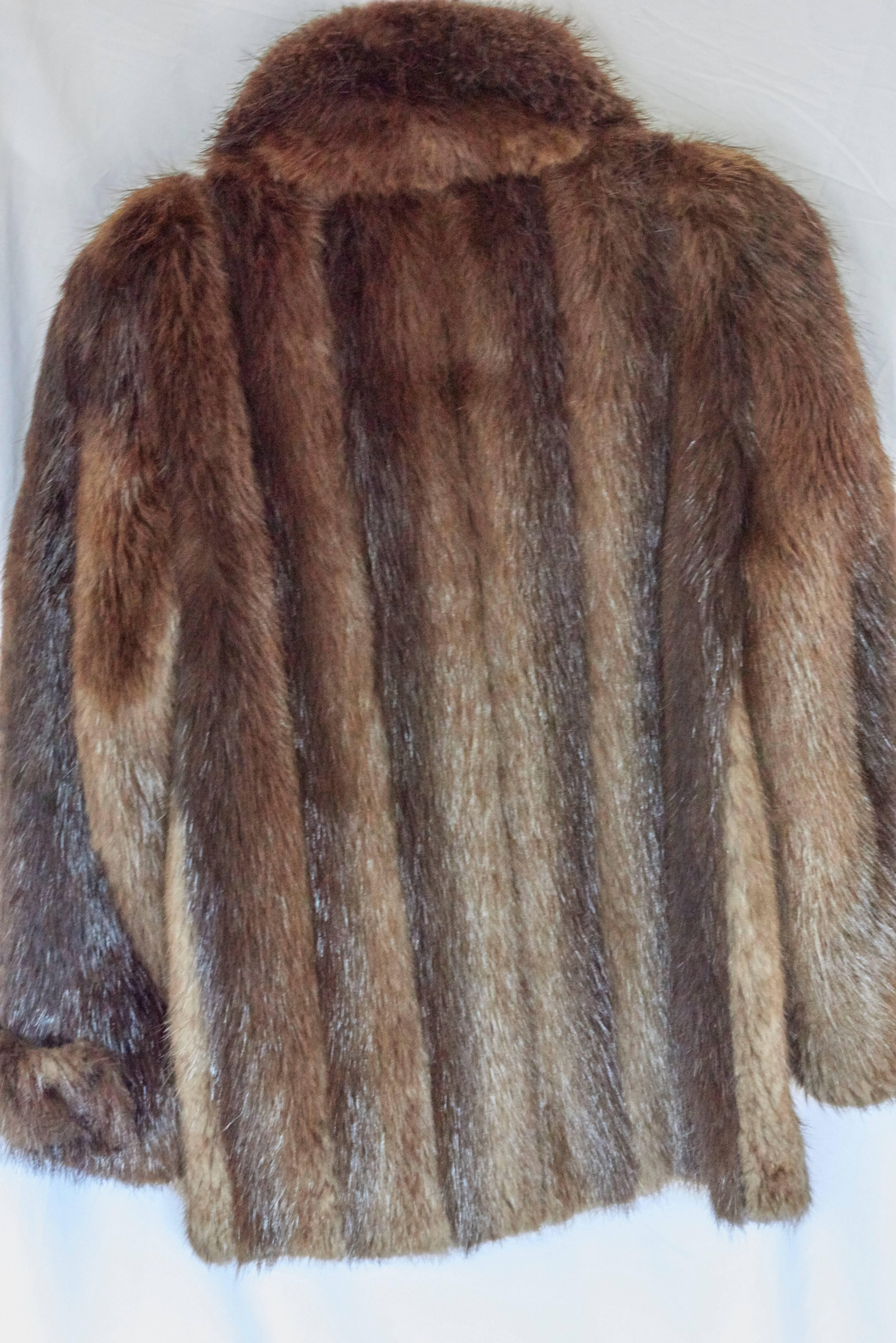 Canadian Reduced !!! Long Haired Beaver Jacket, Beautiful Colors, Great Condition