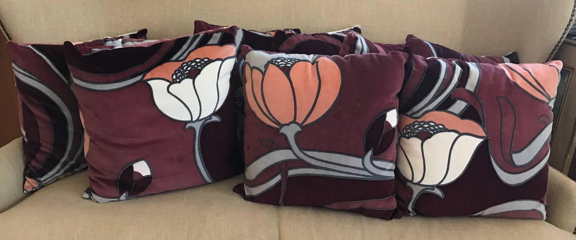 Authentic ultra groovy! Set of nine Mid-Century Modern velvet lotus flower pillows - great colors! Unique in excellent condition and fun...of the period.

Can buy one.

