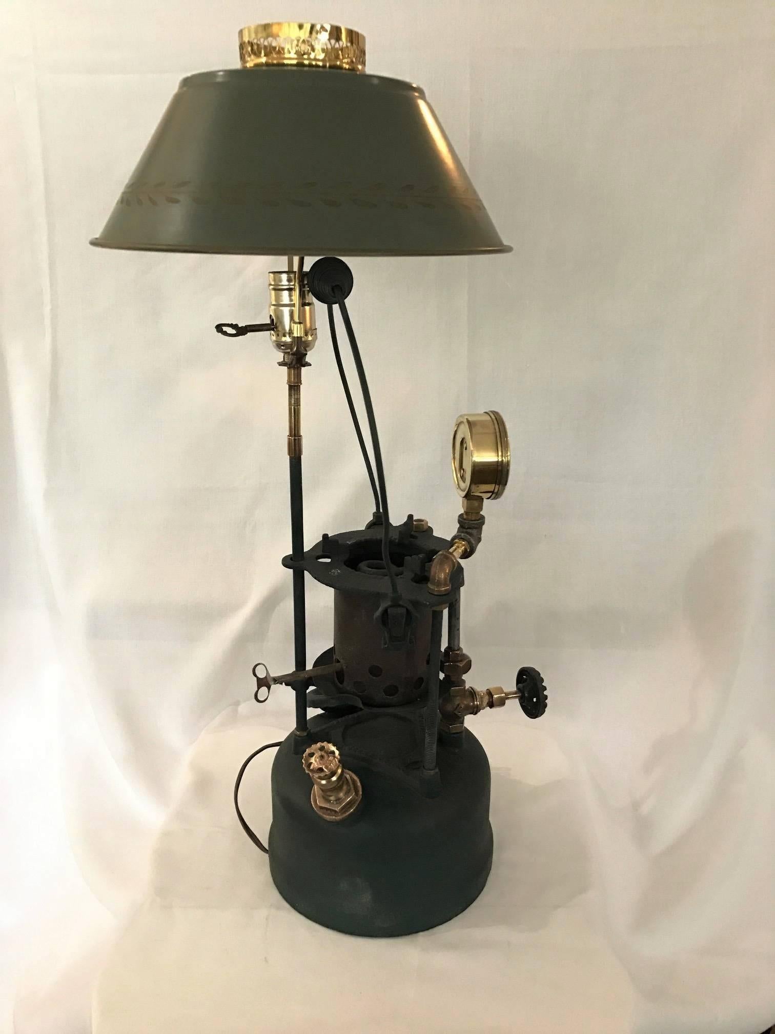 Sale!  Man Cave Holiday Gift Sale! Lead Melter Lamp Polished Brass Oxygen Gauge  In Excellent Condition In Westport, CT