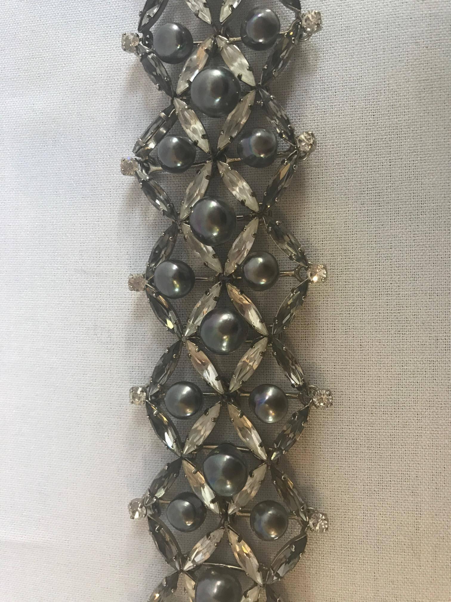 Beautiful rare Daniel Swarovski crystal and black bead pearls bracelet. Another stunner original by Daniel Swarovski bracelet!