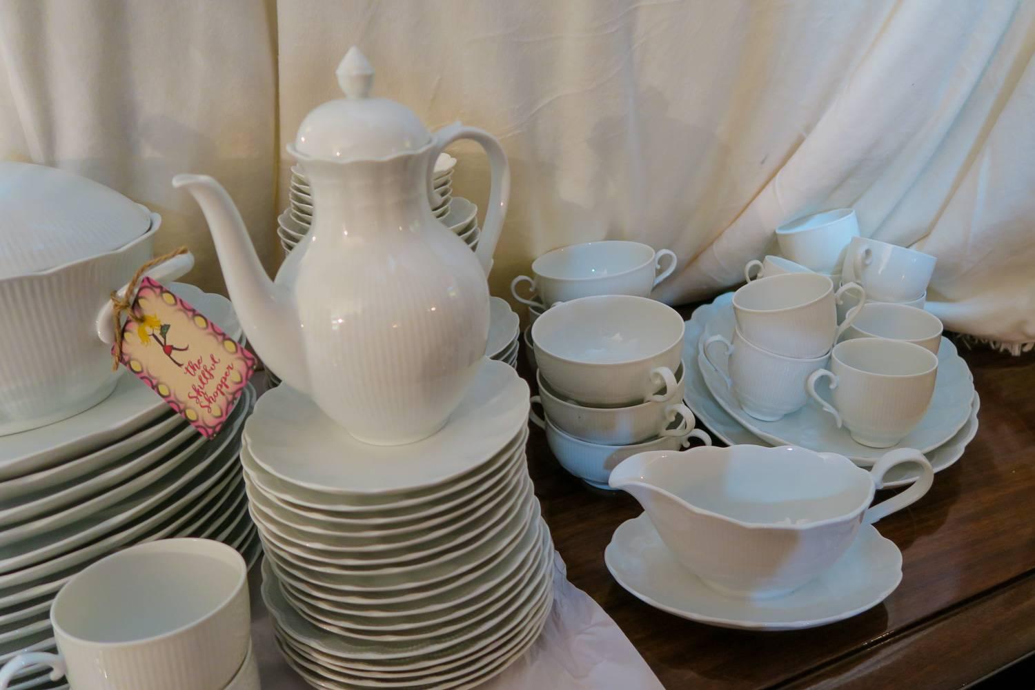 A discontinued set of 96 pieces Romantica pattern is Kairom white ribbed scalloped dishware. All white, ribbed, scalloped. Traditional or modern either way, any time of year, any occasion, this is a beautiful set! (1988-2004).
13 dinner plates