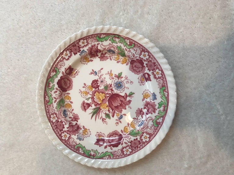 Holiday! Serving for 12 Winchester Johnson Bros Made in England China