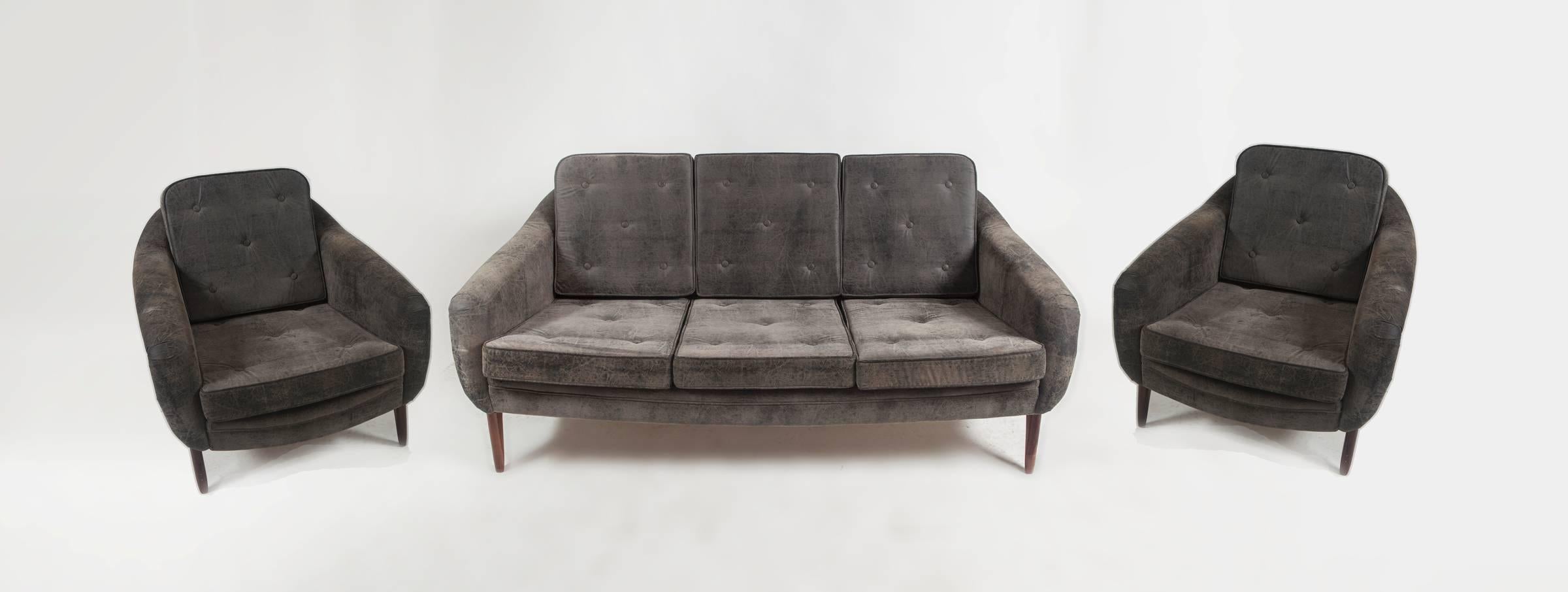 Lounge Set by Sergio Rodrigues. Includes one couch and two armchairs.
Legs in solid jacaranda, seat and back upholstered. 
The armchairs has 0.33 x 0.38 x 0.30 inches, the couch has 0.69 x 0.38 x 0.30 inch.
Brazil, 1958

 