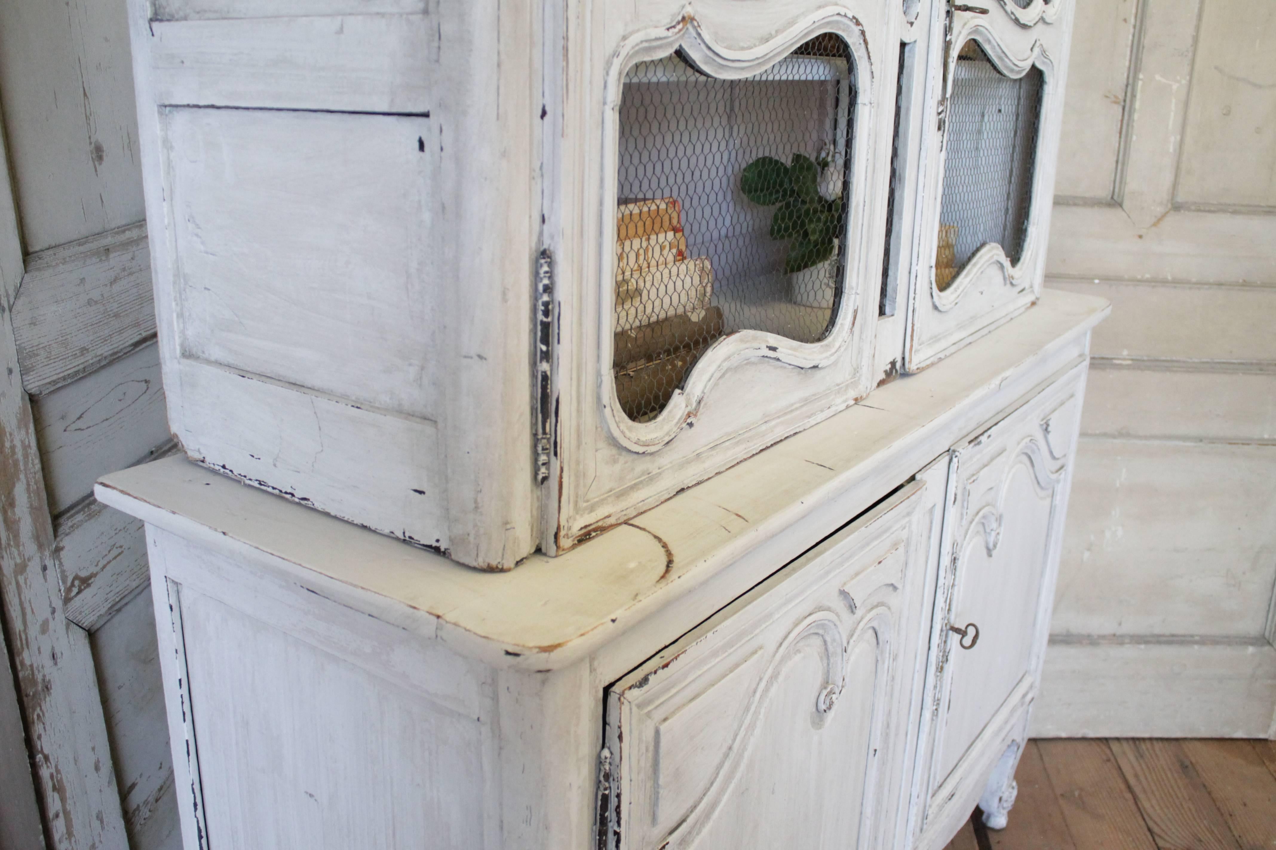 Antique Painted Two-Piece Buffet Deux-Corps In Distressed Condition In Brea, CA