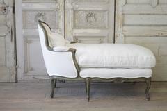 Early 20th Century Louis XV Carved and Original Painted Chaise Lounge