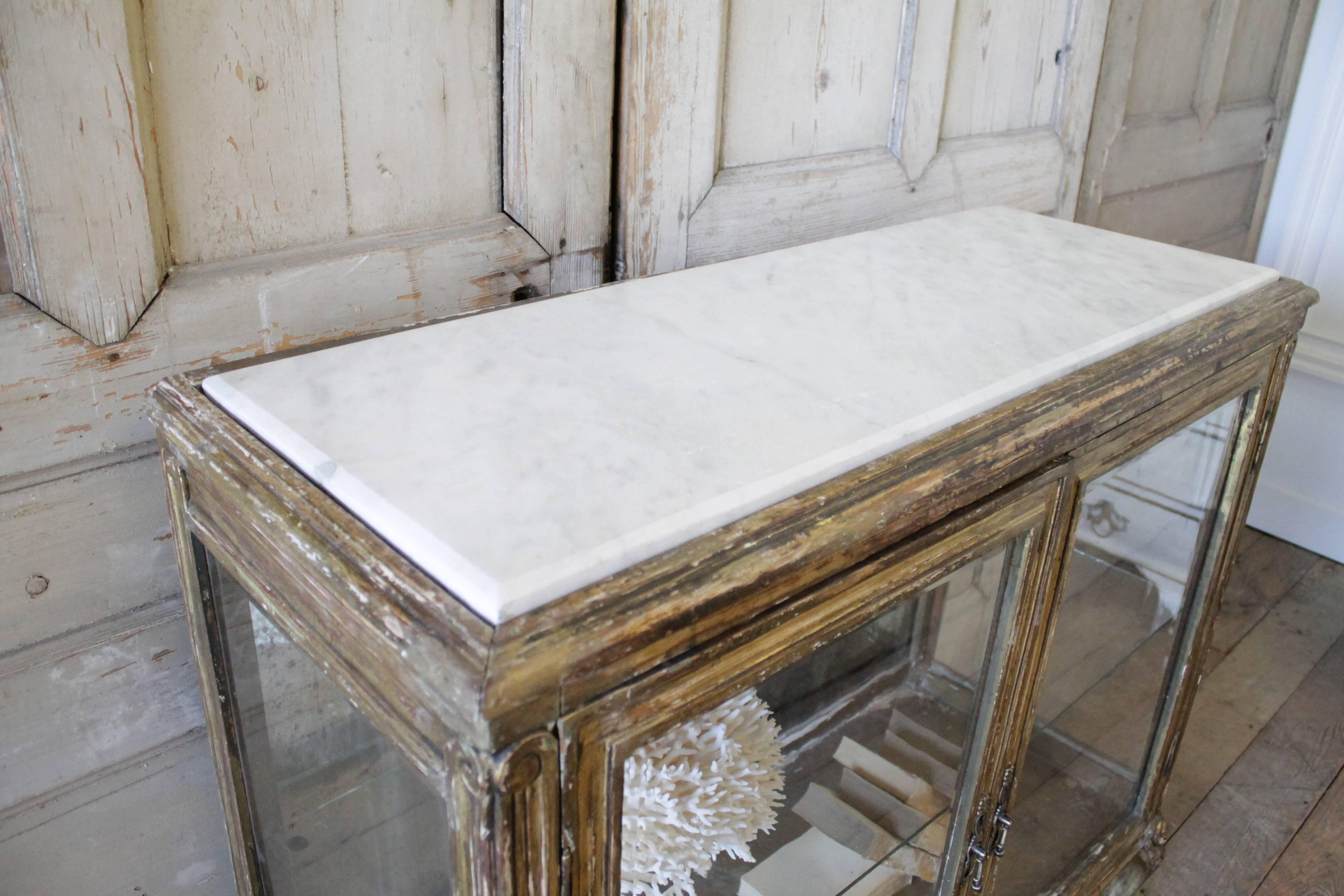 Louis XV Style Giltwood Display with Marble Top 1