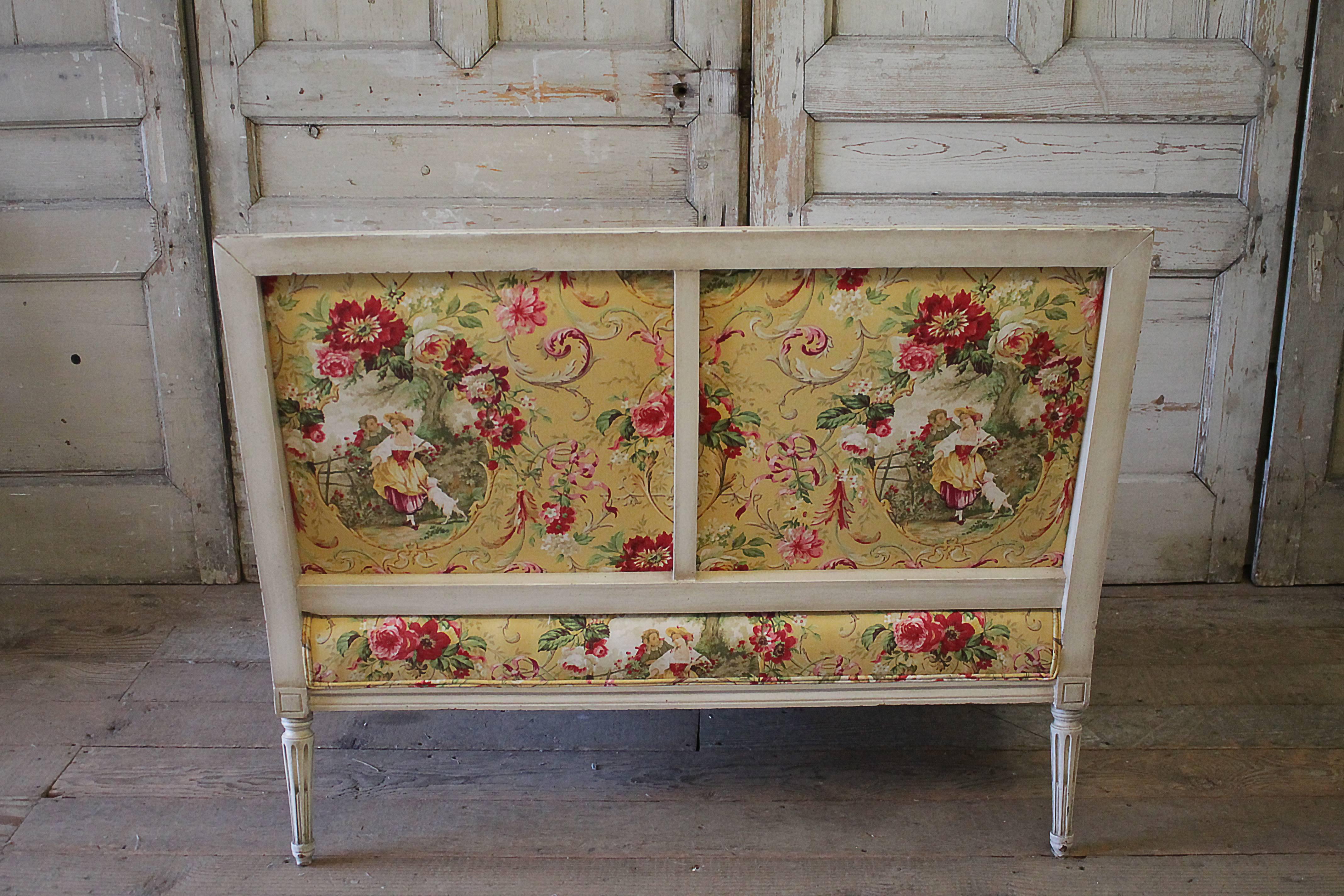Early 20th Century Toile De Jouy Upholstered Louis XVI Style Settee 4