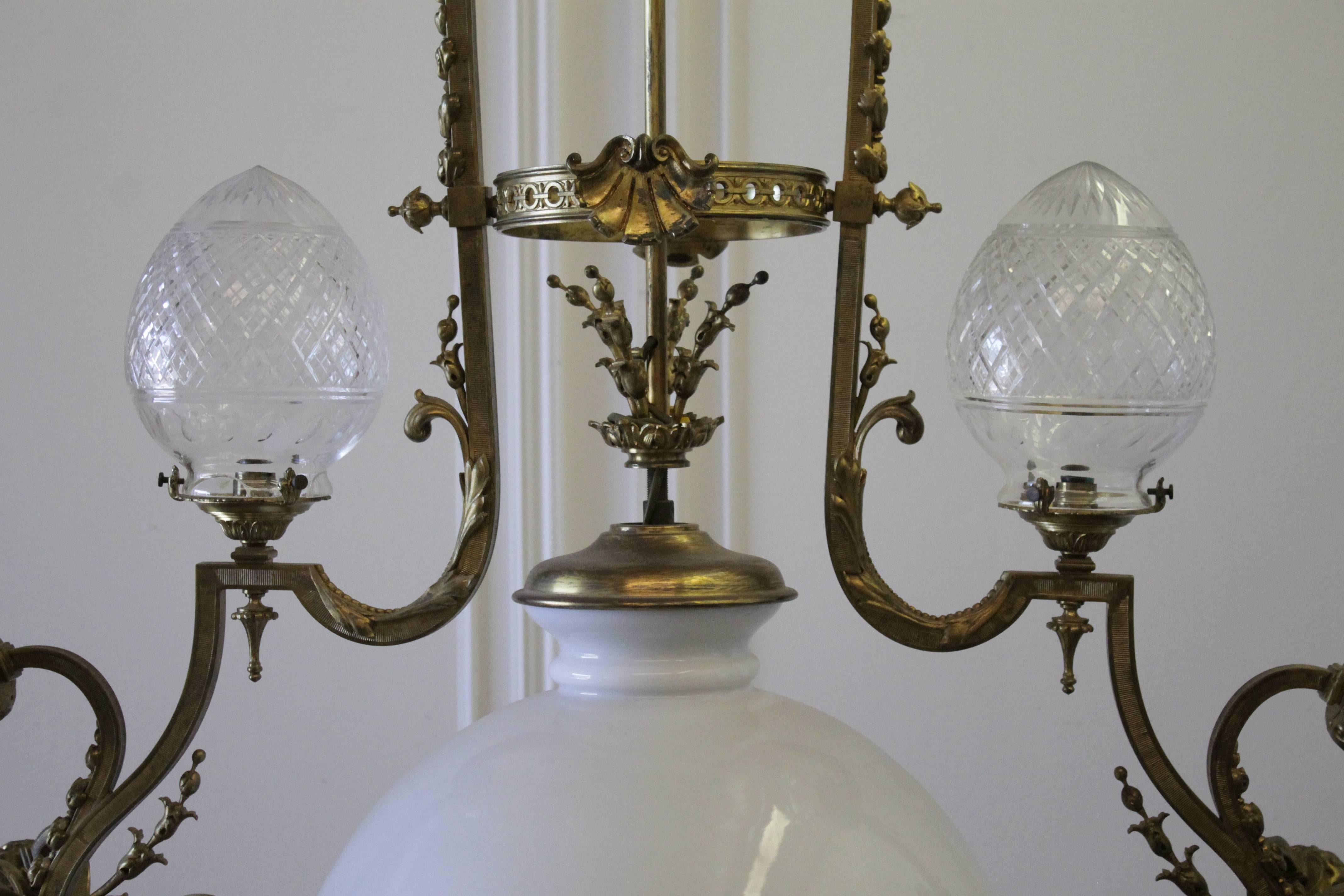 Frosted French Belle Epoque 19th-20th Century Neoclassical Style Gilt-Bronze Chandelier