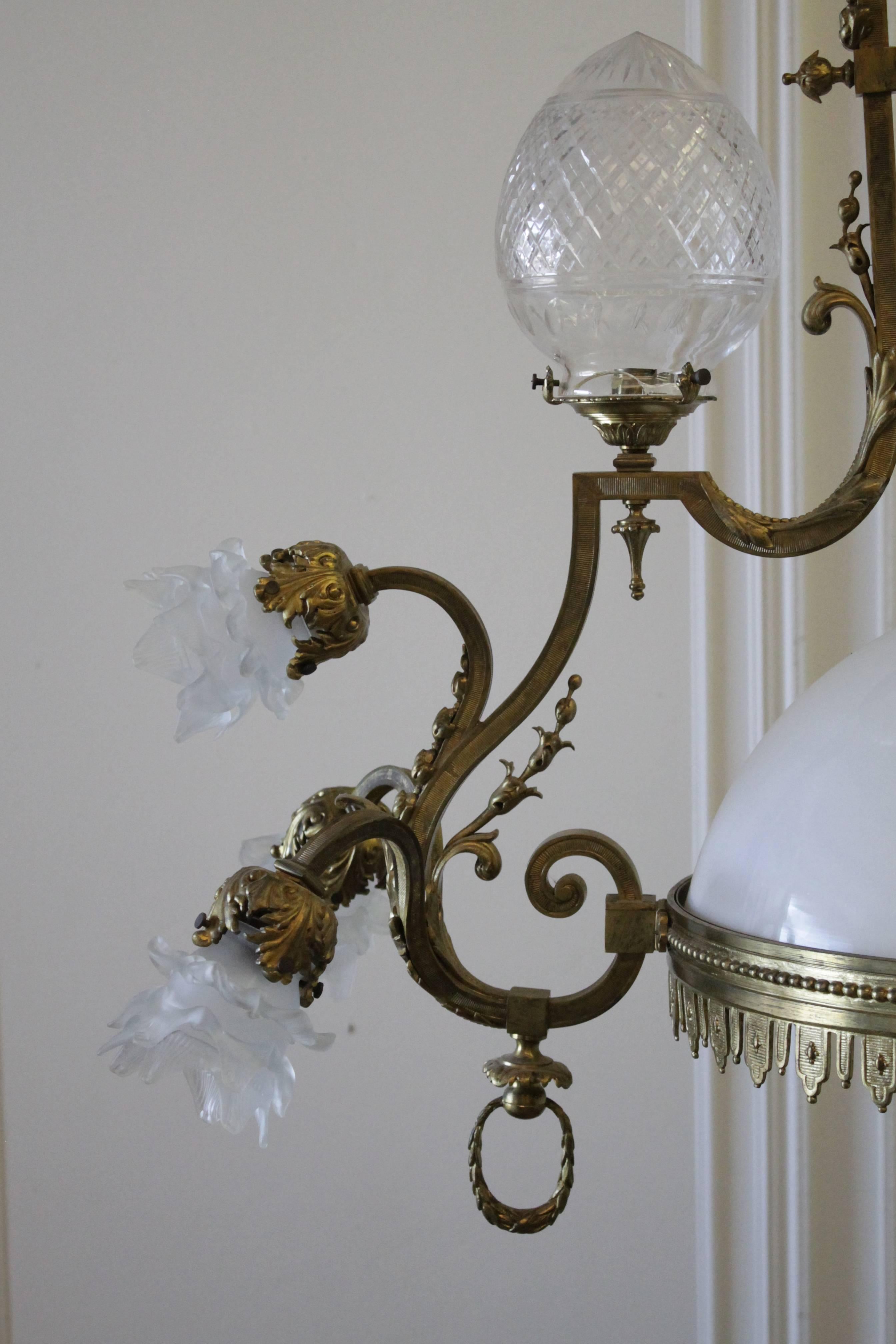 Neoclassical Revival French Belle Epoque 19th-20th Century Neoclassical Style Gilt-Bronze Chandelier