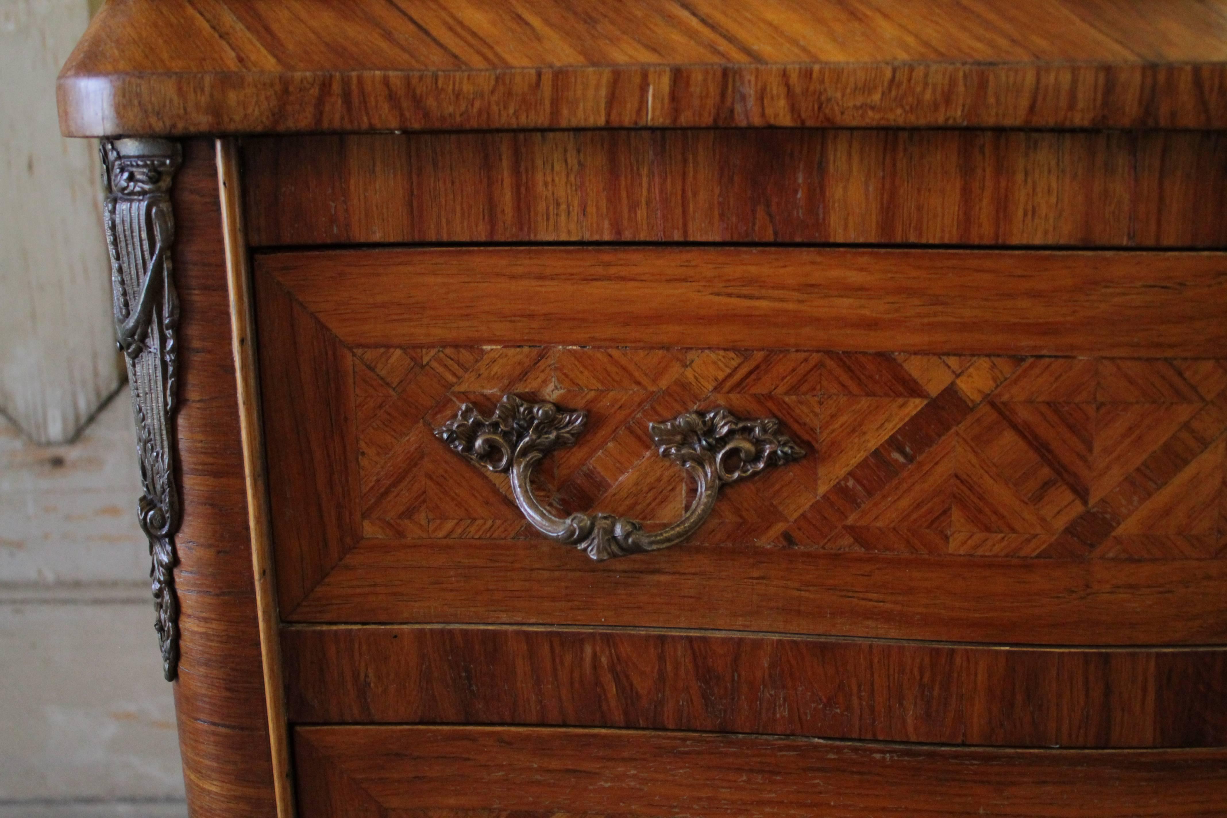 Antique Lingerie Chest Louis XIV Style Semainier In Good Condition In Old Town Orange, CA