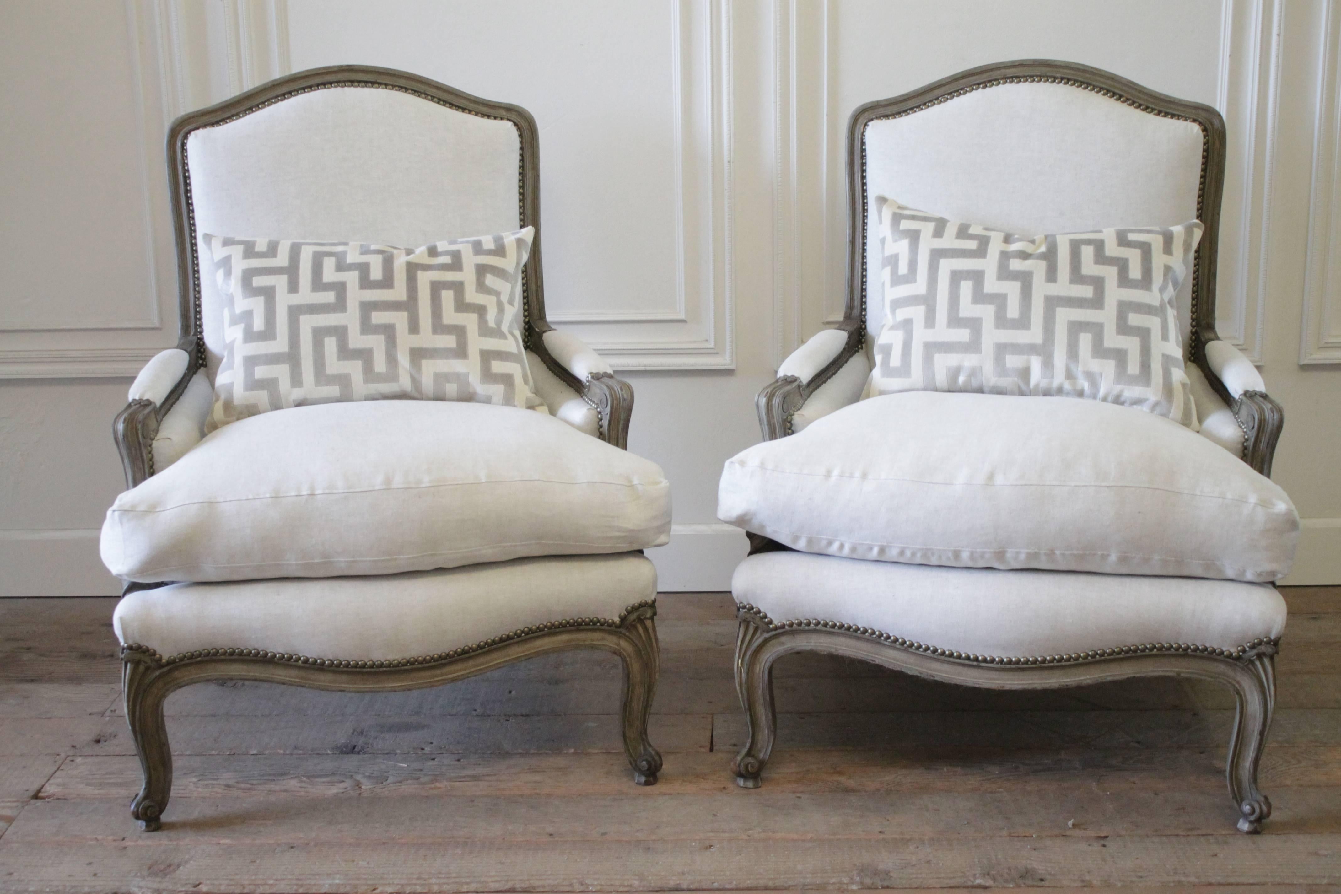 Pair of 20th Century Louis XV Style Painted and Upholstered Linen Bergere Chairs 6
