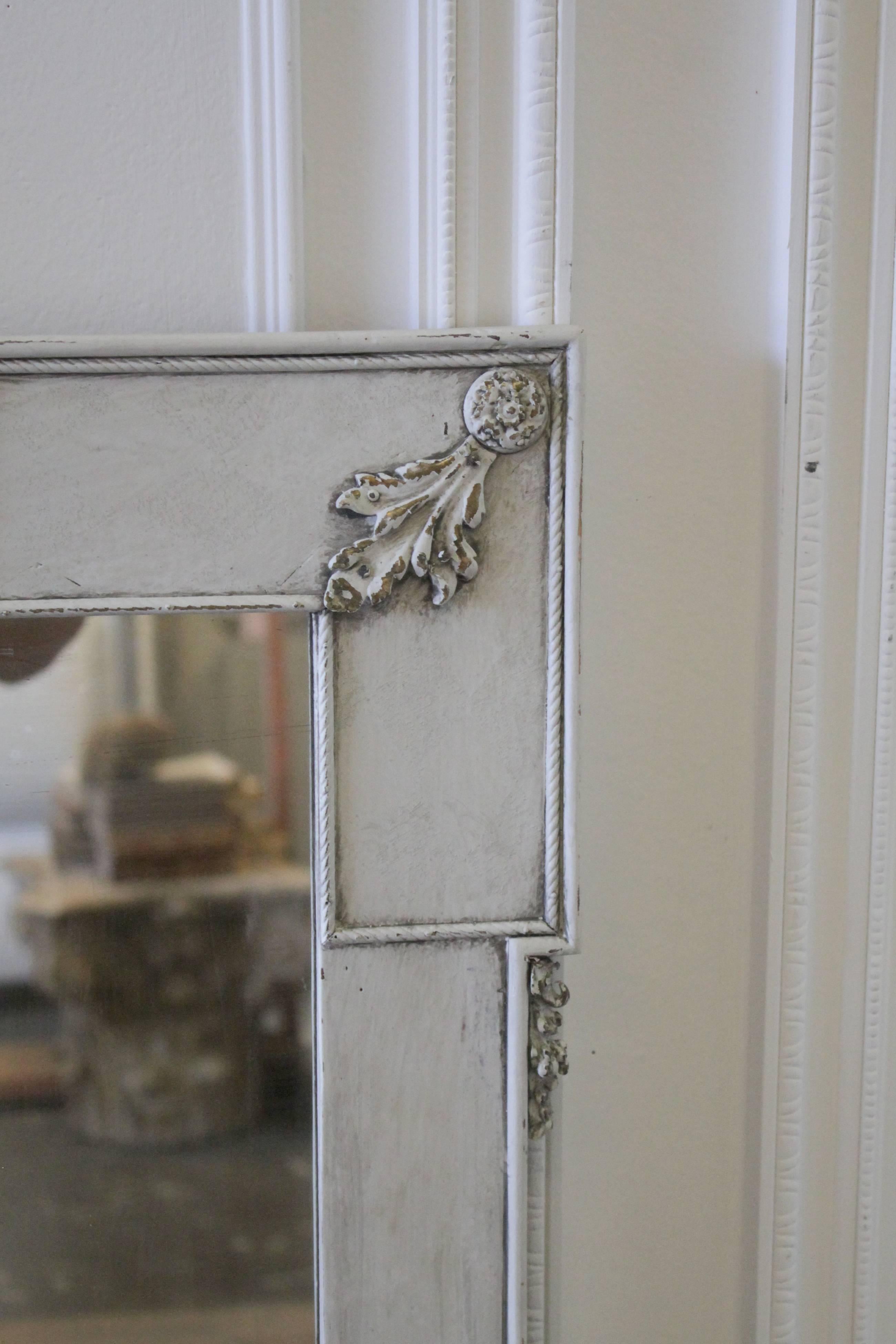 20th Century Neoclassical Painted French Mirror