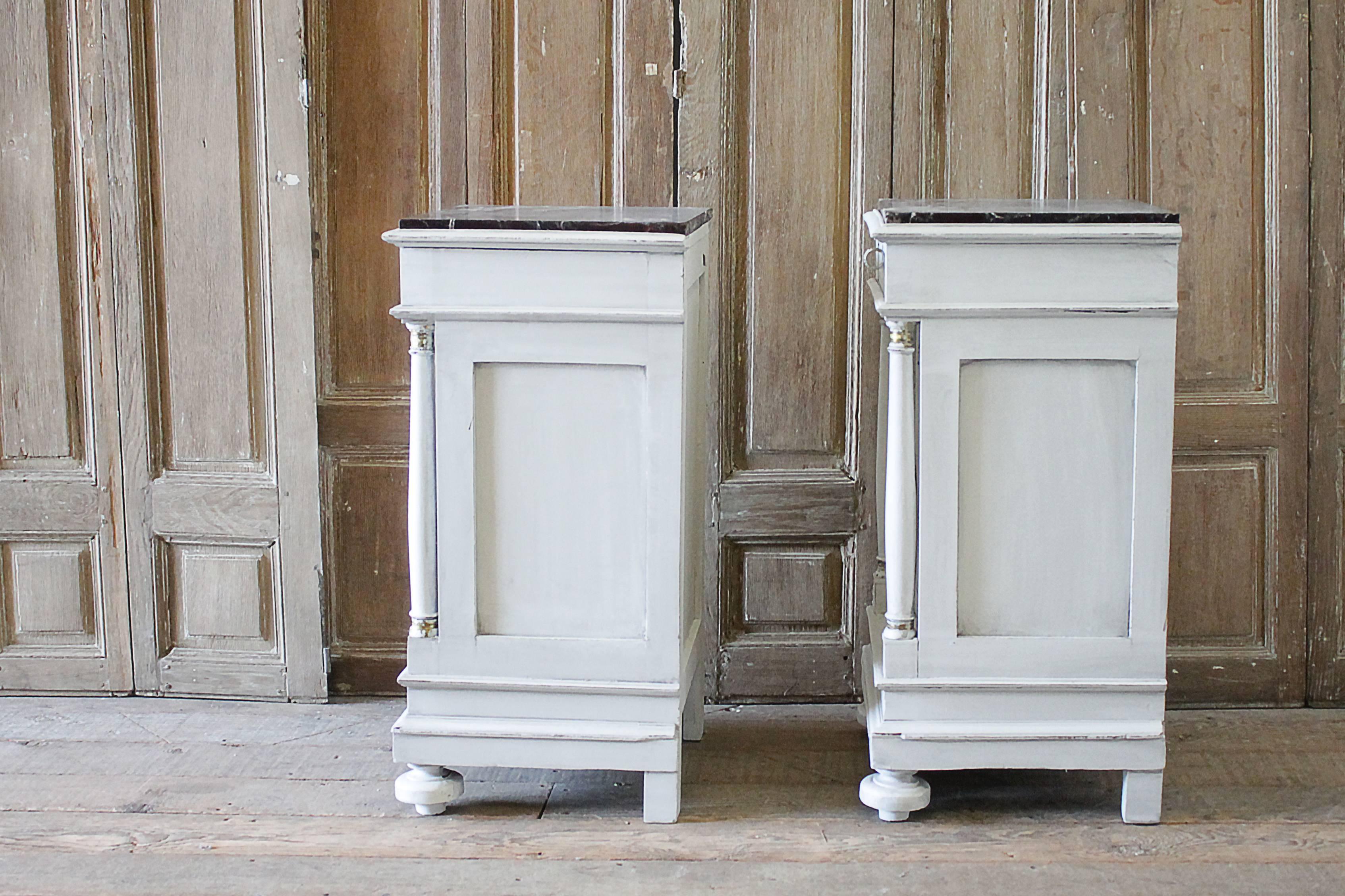 Pair of Painted Neoclassical Style Nightstands with Marble Tops 1