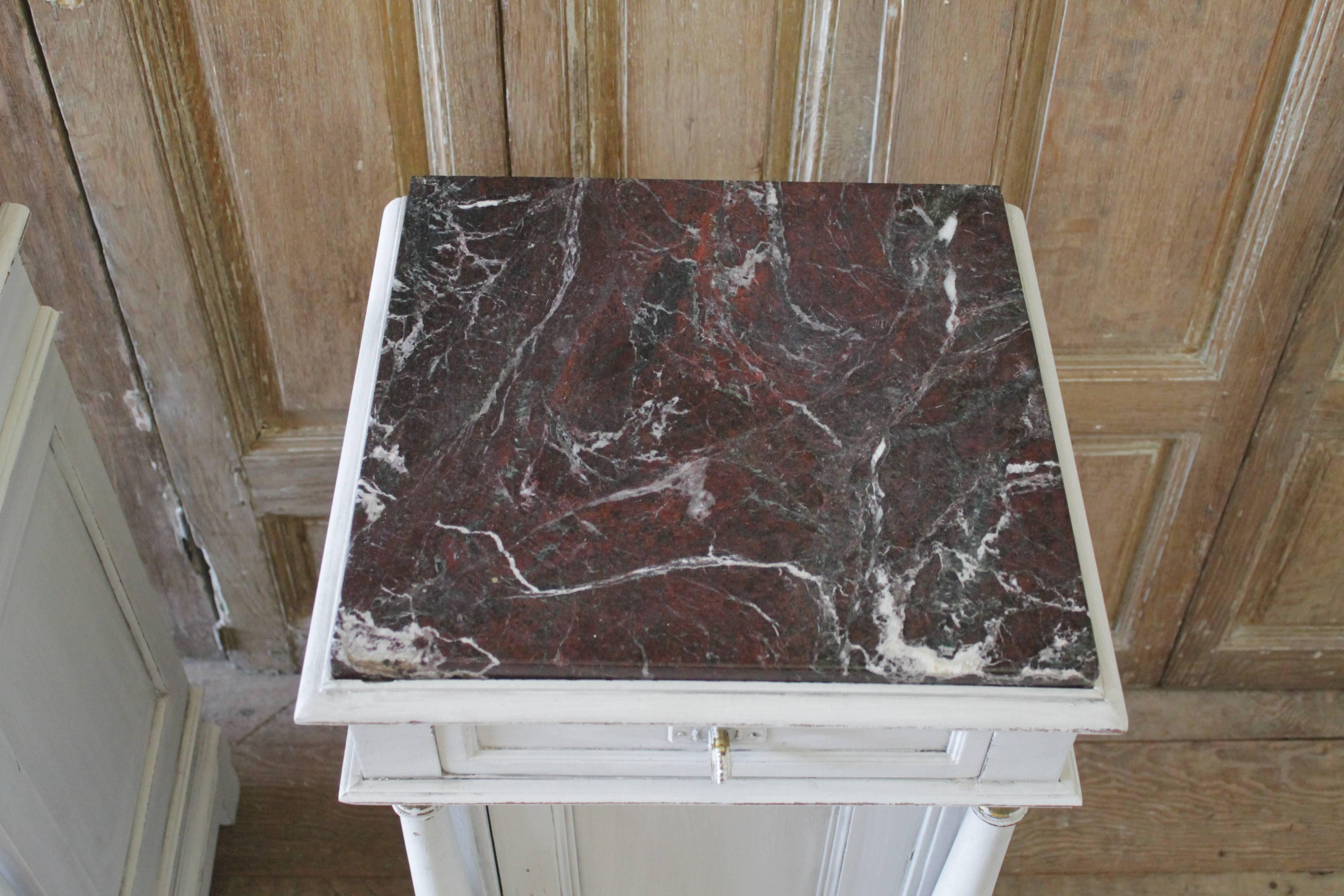 Pair of Painted Neoclassical Style Nightstands with Marble Tops In Good Condition In Brea, CA