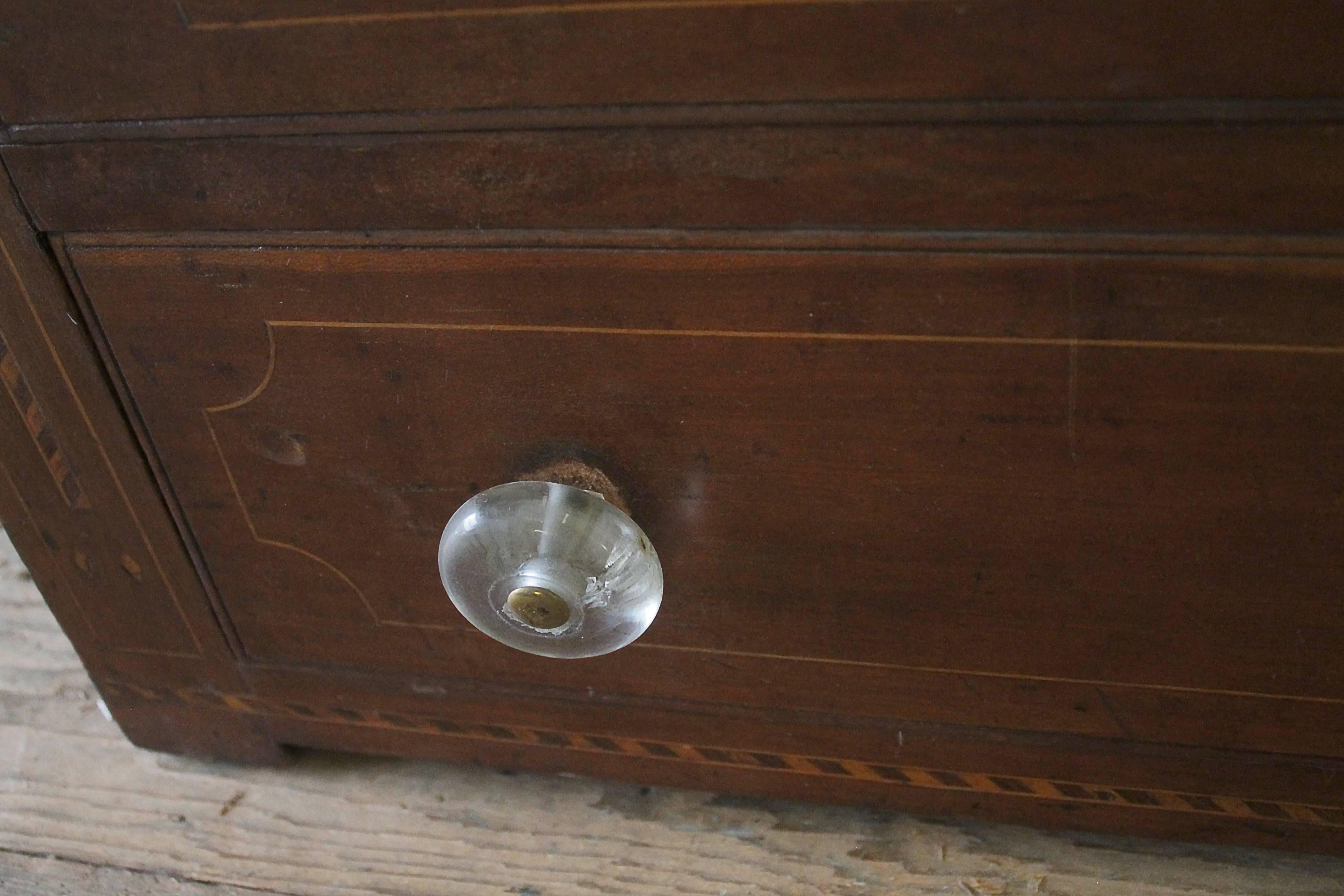 19th Century American Chest of Drawers with Glass Knobs 2