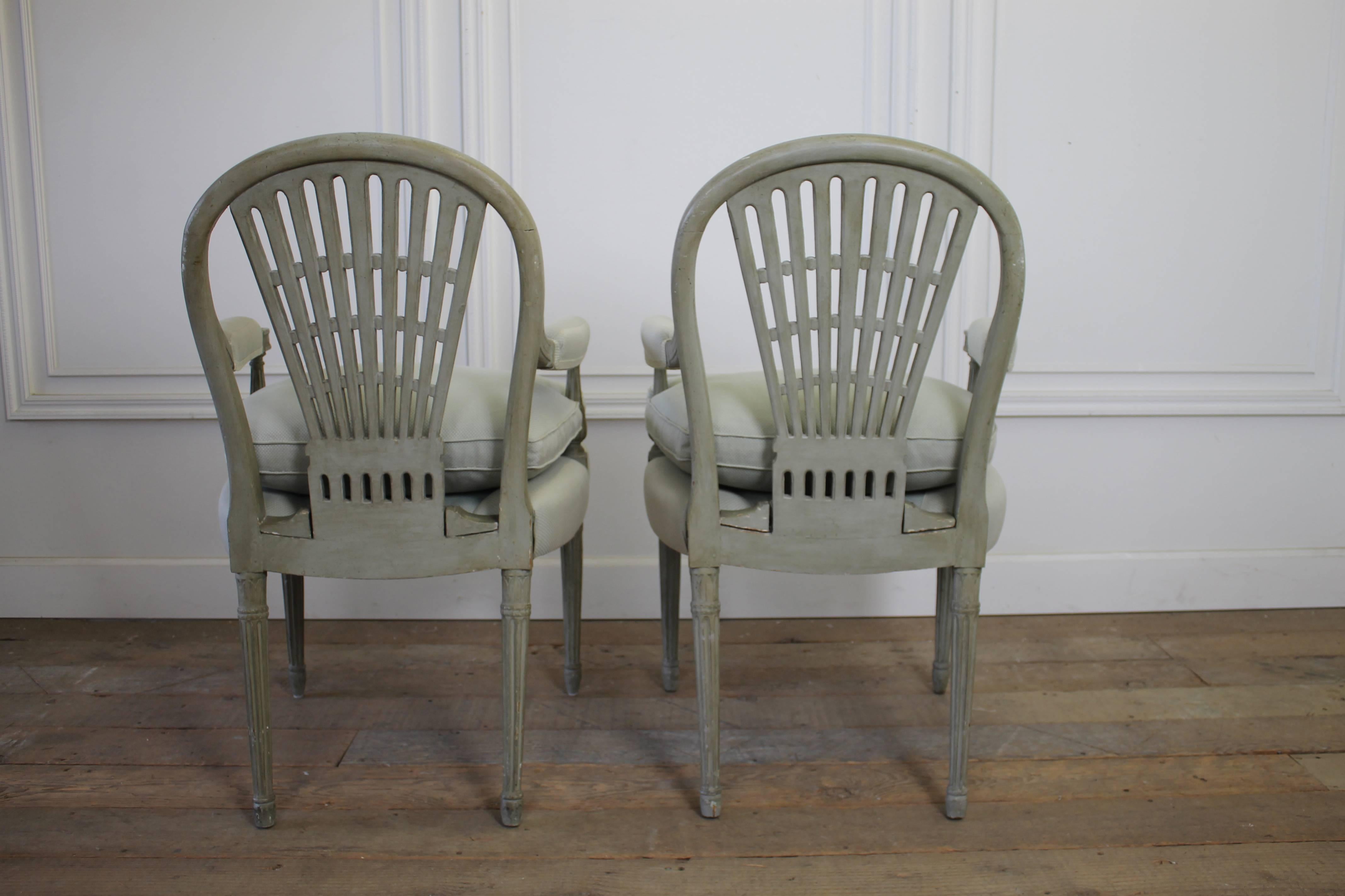 Early 19th Century Painted Upholstered Wheatsheaf Style Gustavian Dining Chairs 1