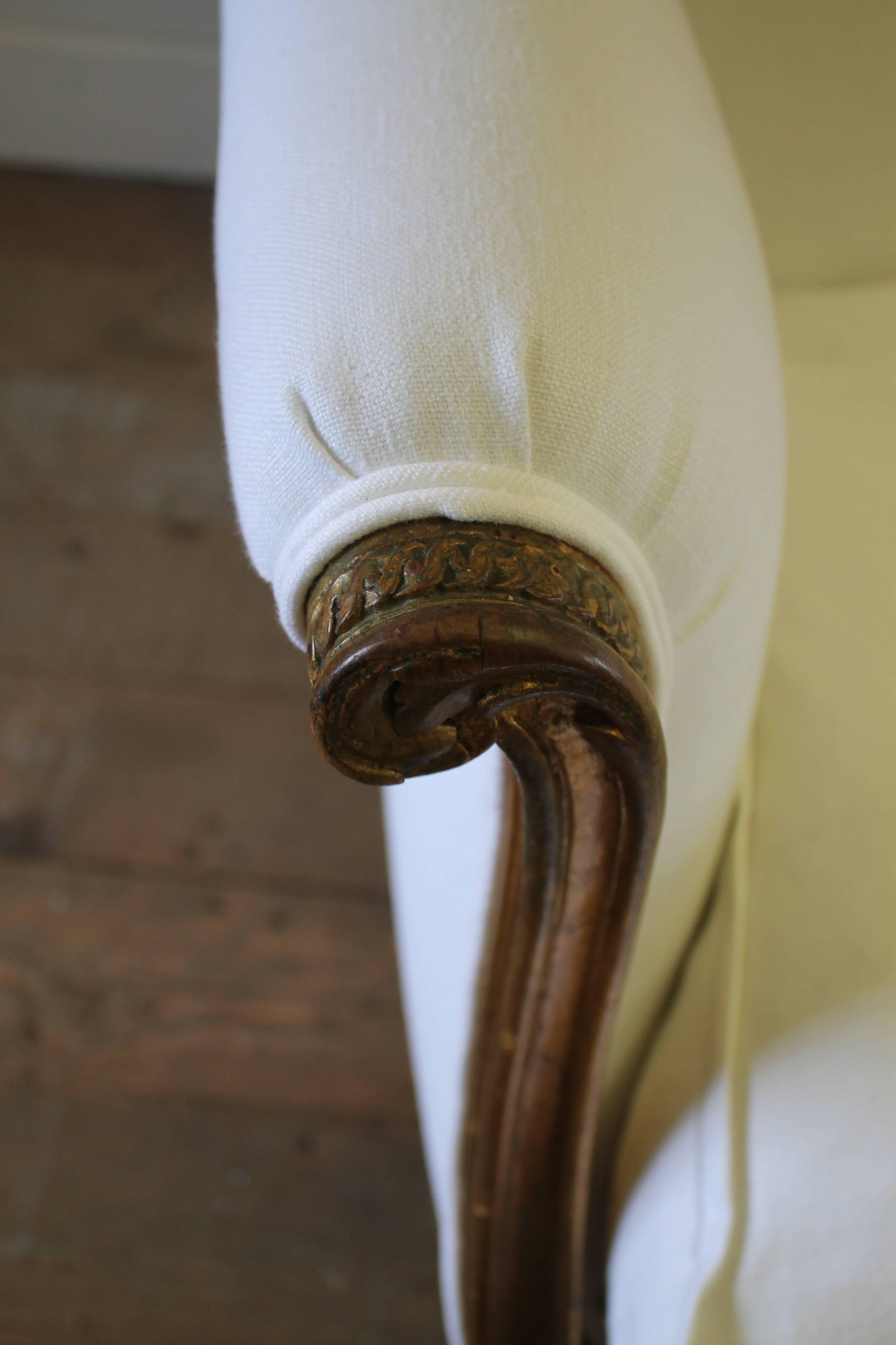 Antique French Louis XV Style Gilded Club Chair in White Belgian Linen 3