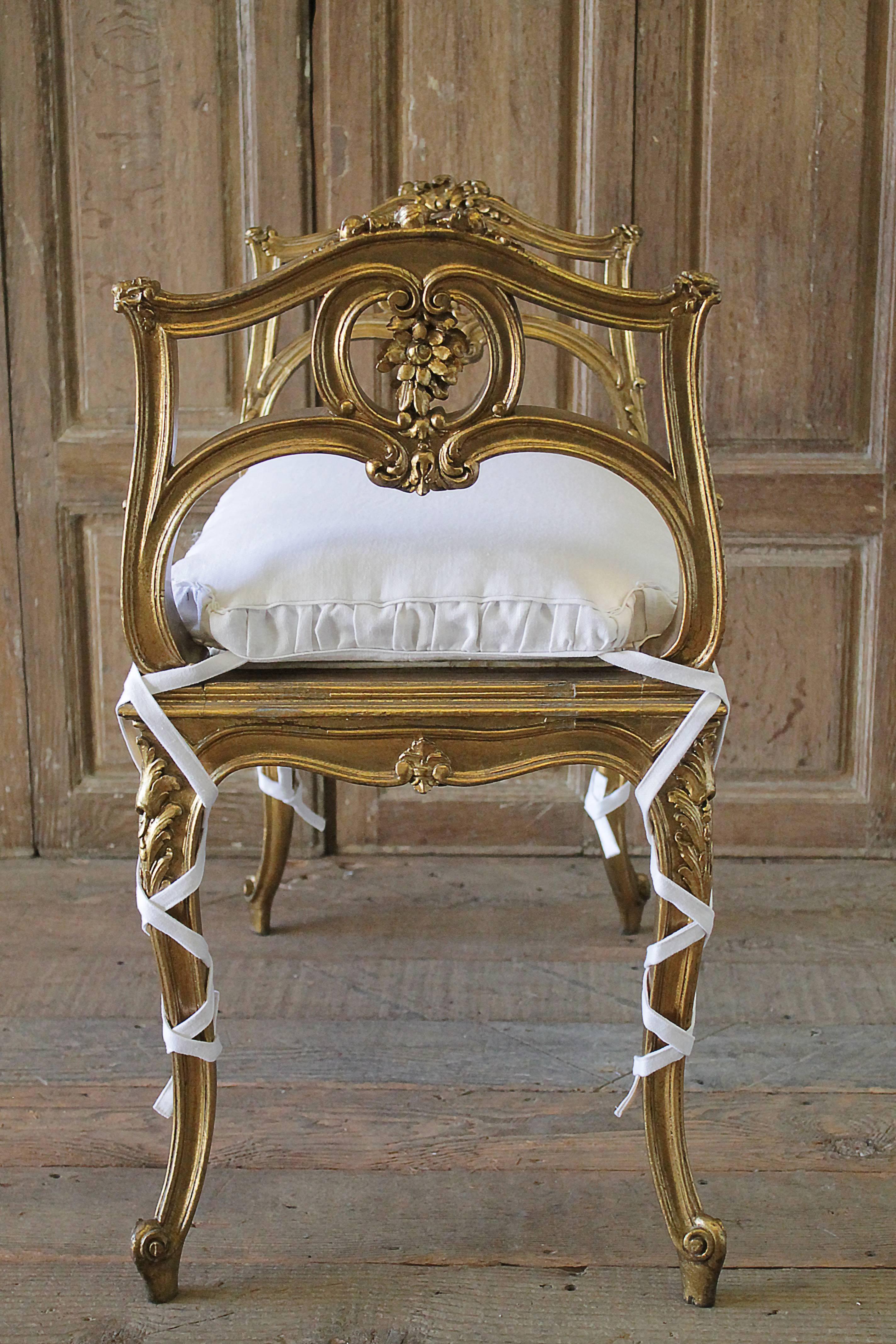 French 20th Century Louis XV Carved Giltwood Bench with Linen Slip Covered Cushion