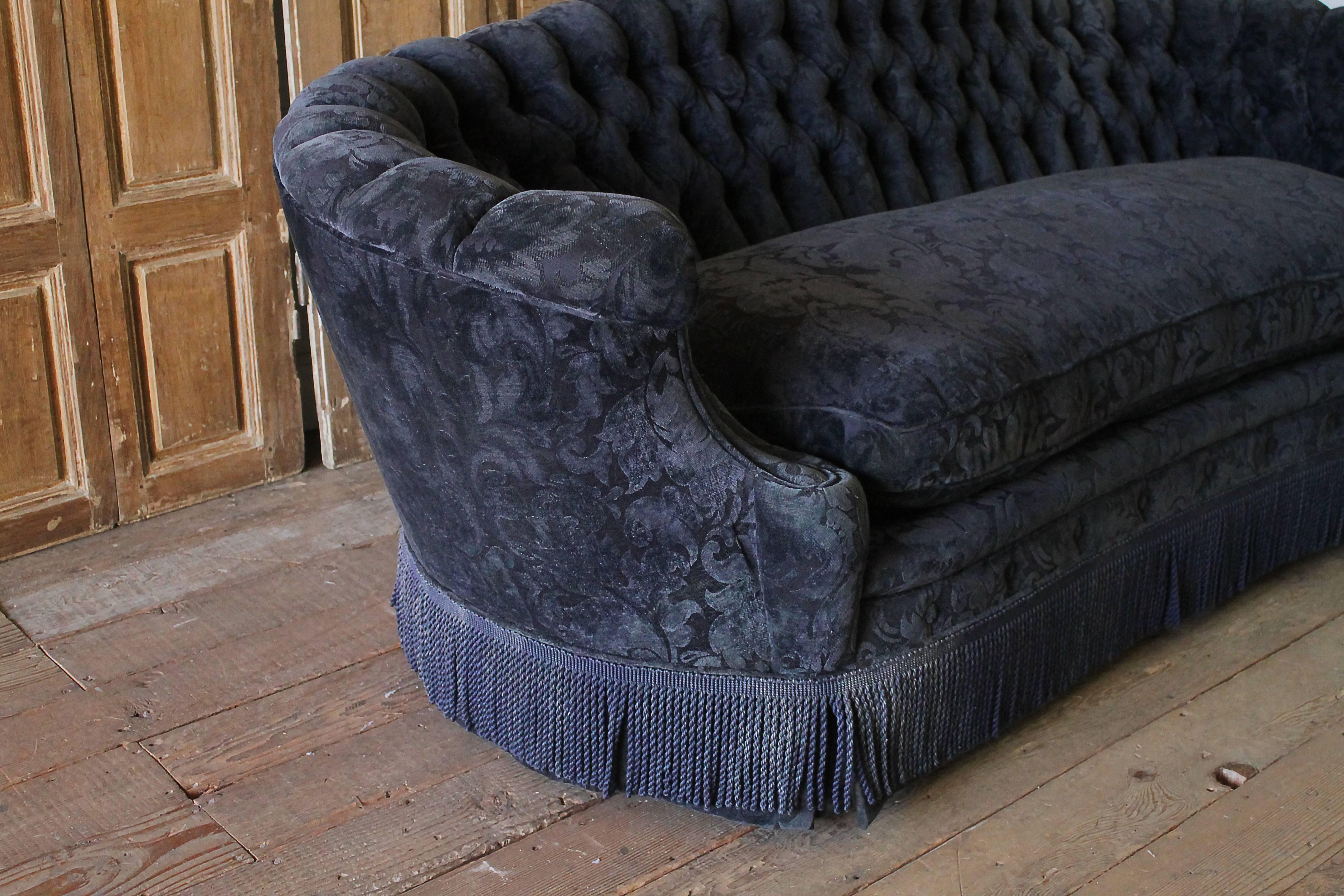 American Vintage Button Tufted Victorian Style Sofa