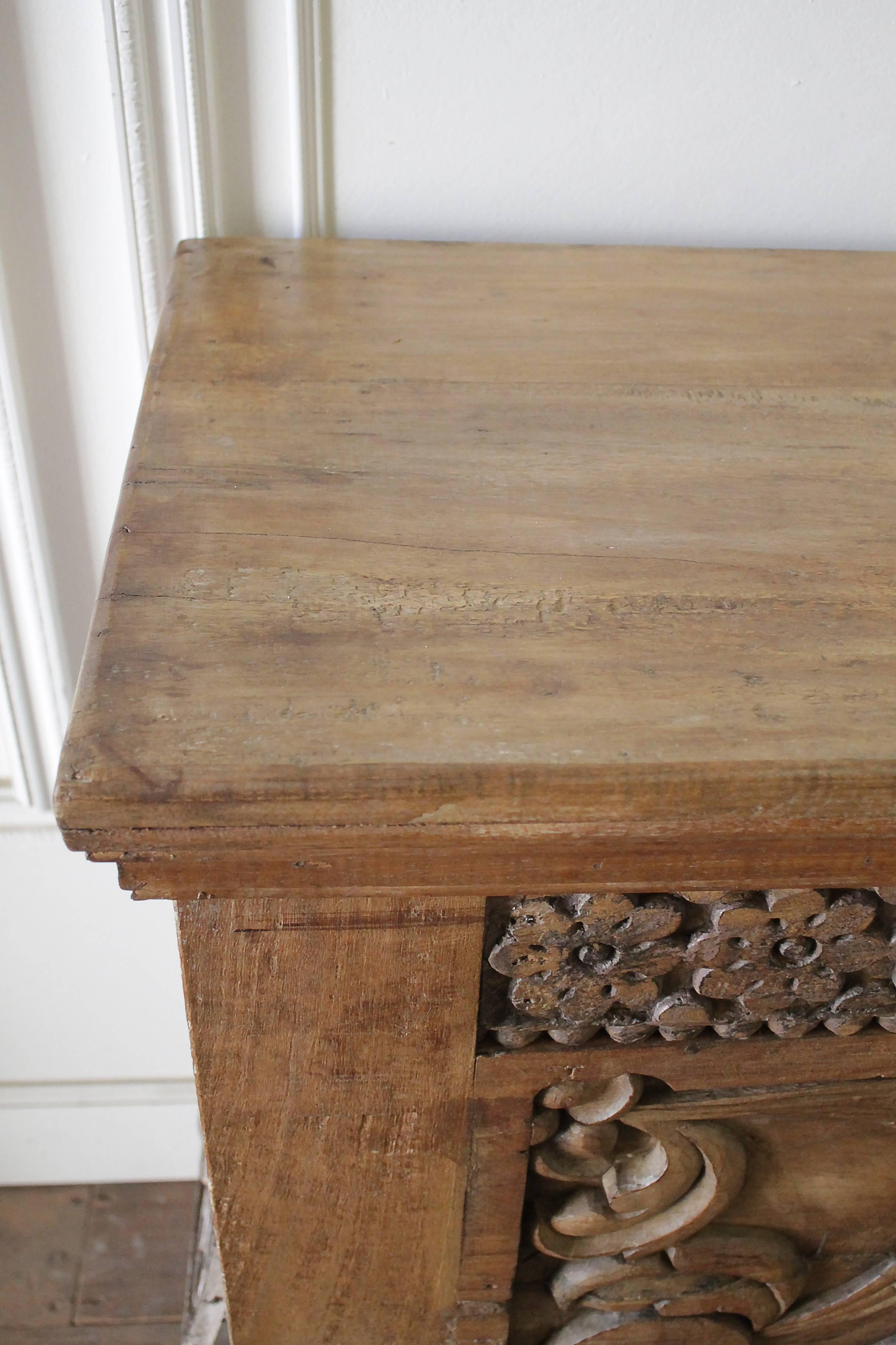 moroccan style console table