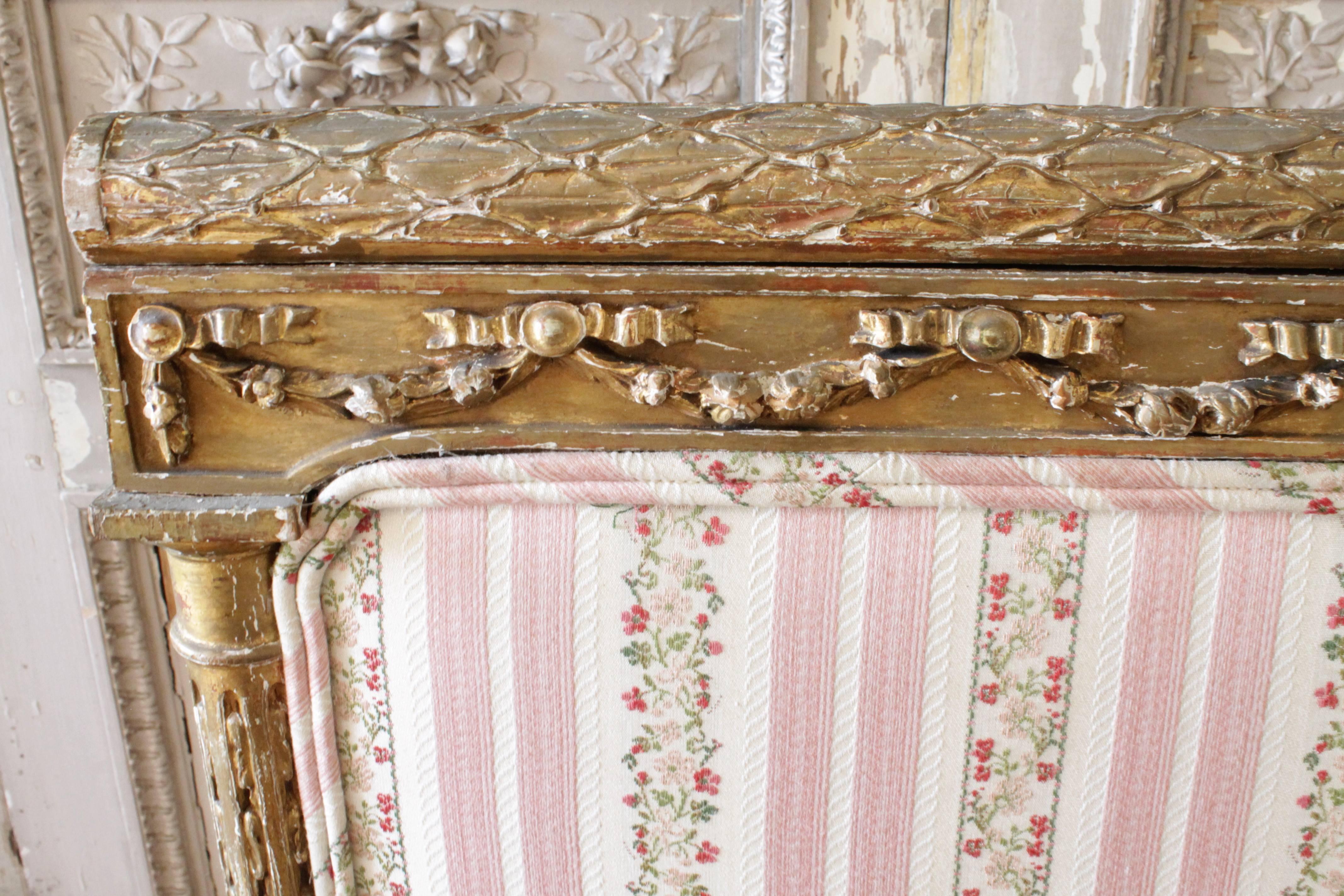 This beautiful screen has been upholstered in a pink stripe jacquard, not the original upholstery, circa 1790-1800.
 