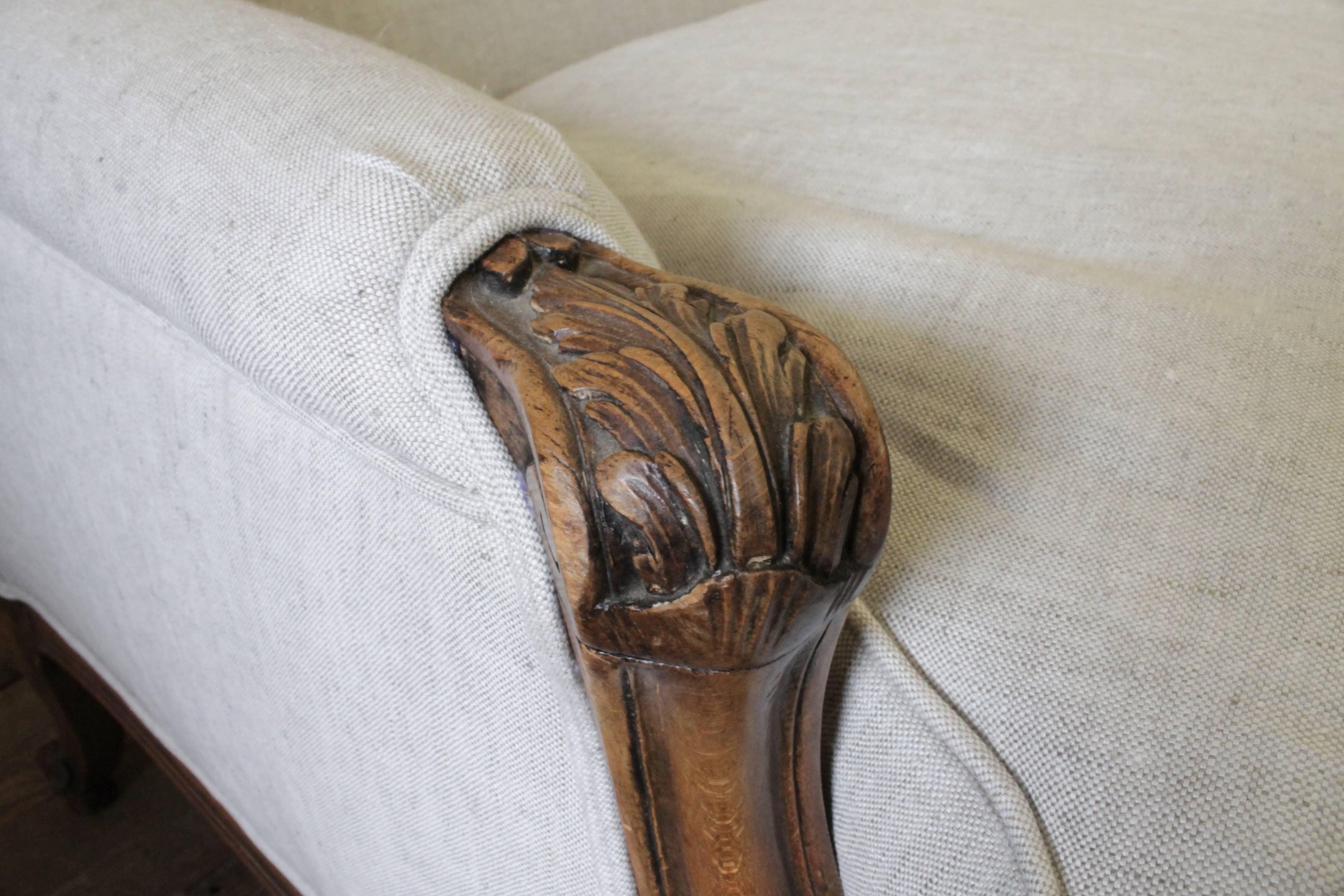 French Country Louis XV Sofa in Belgian Linen In Good Condition In Brea, CA