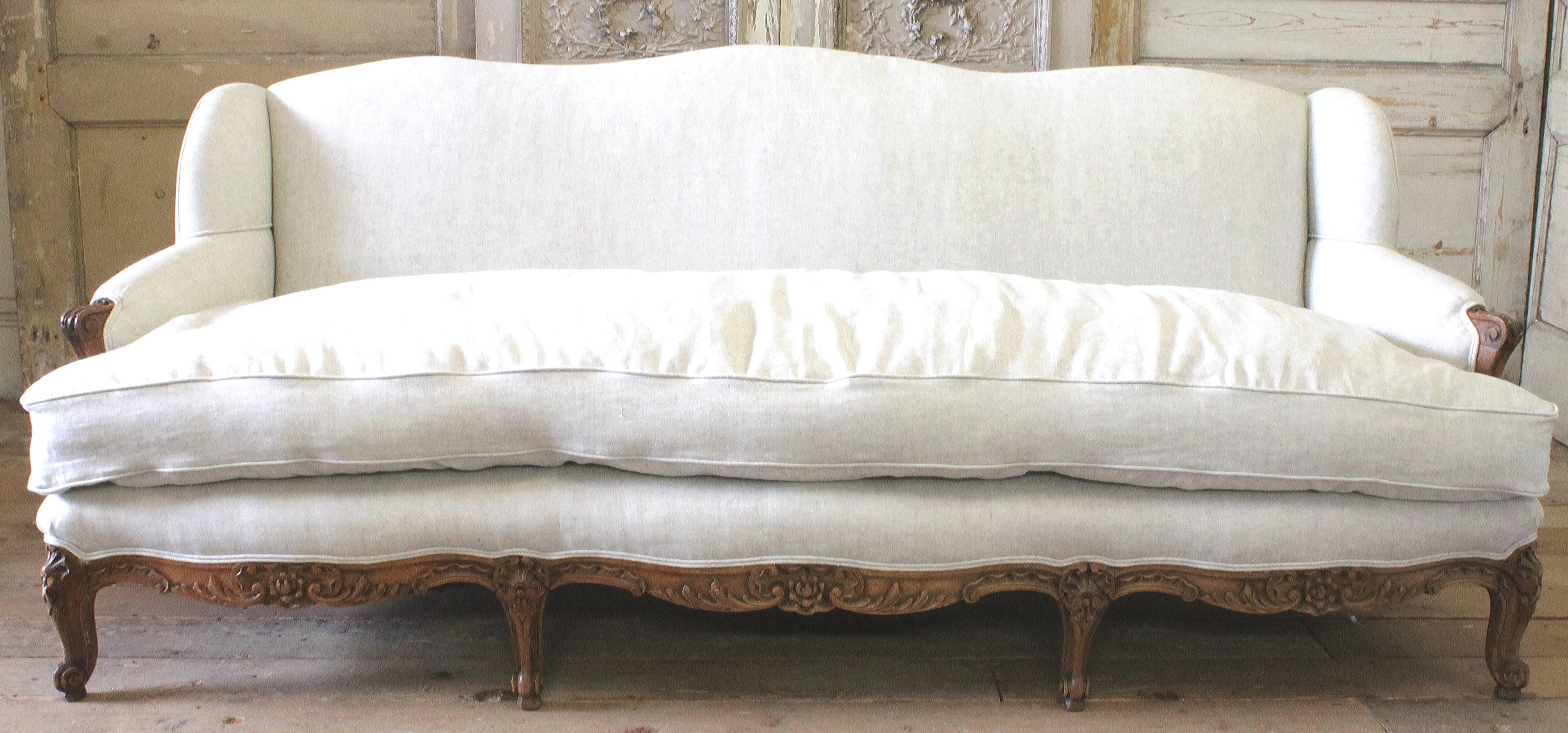 20th Century French Country Louis XV Sofa in Belgian Linen