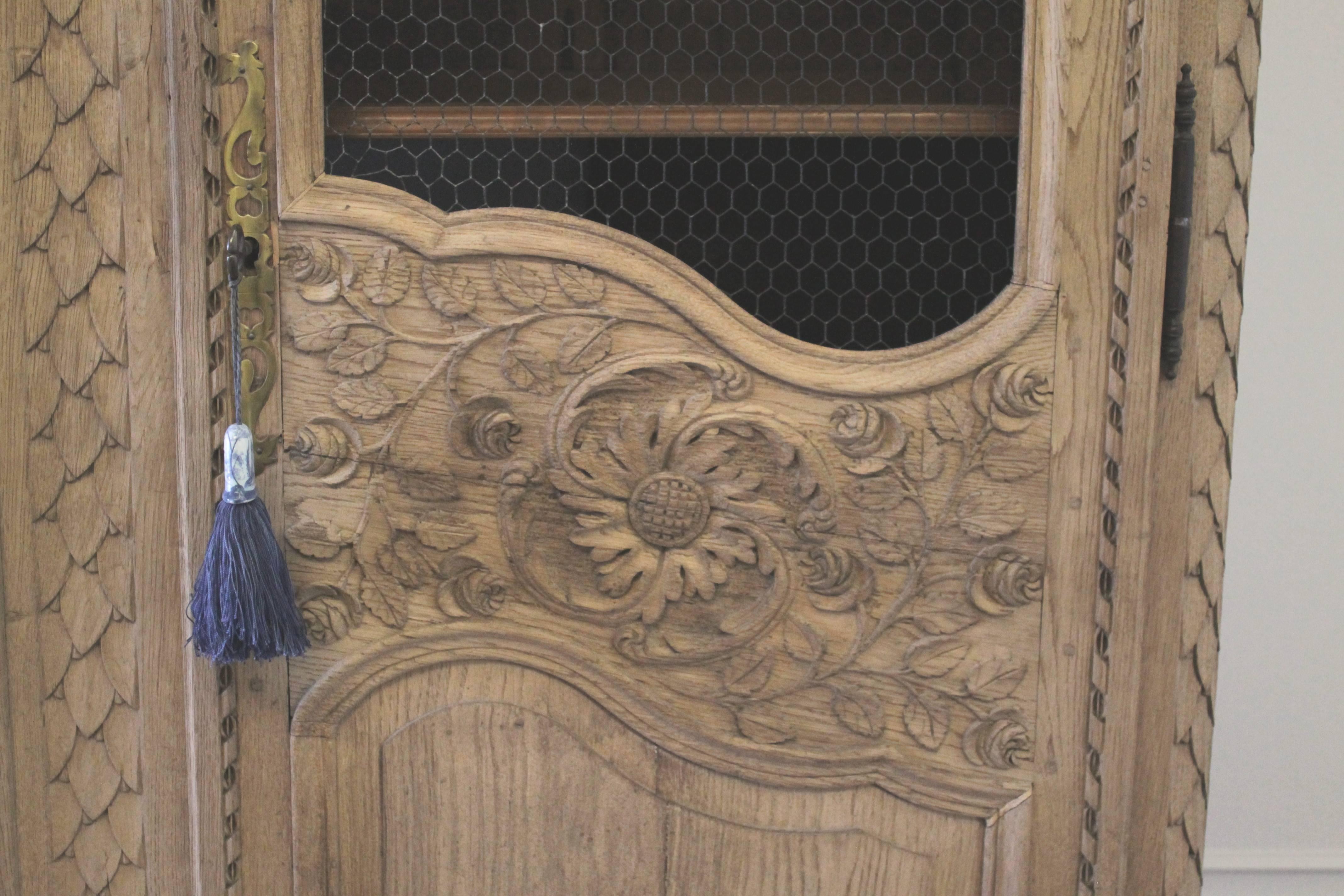 19th Century French Armoire Cupboard with Carved Roses 1
